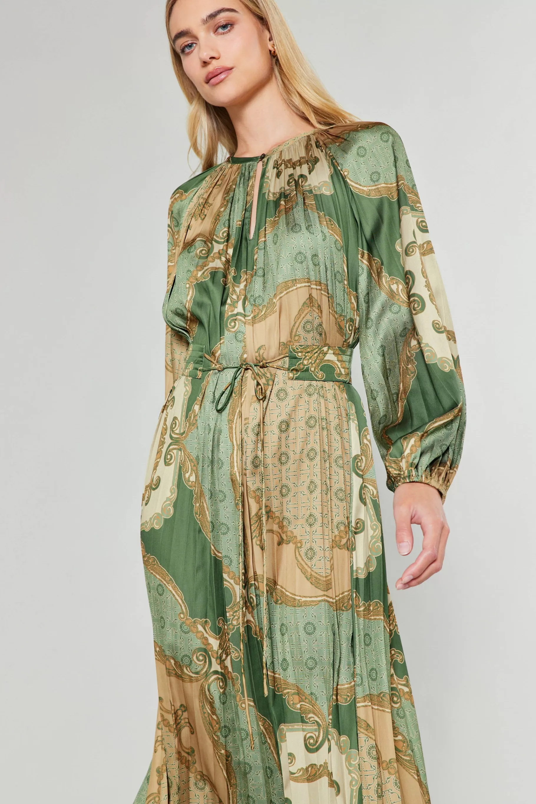 Current Air Midi Dresses>Adelaide Midi Dress OLIVEMLT