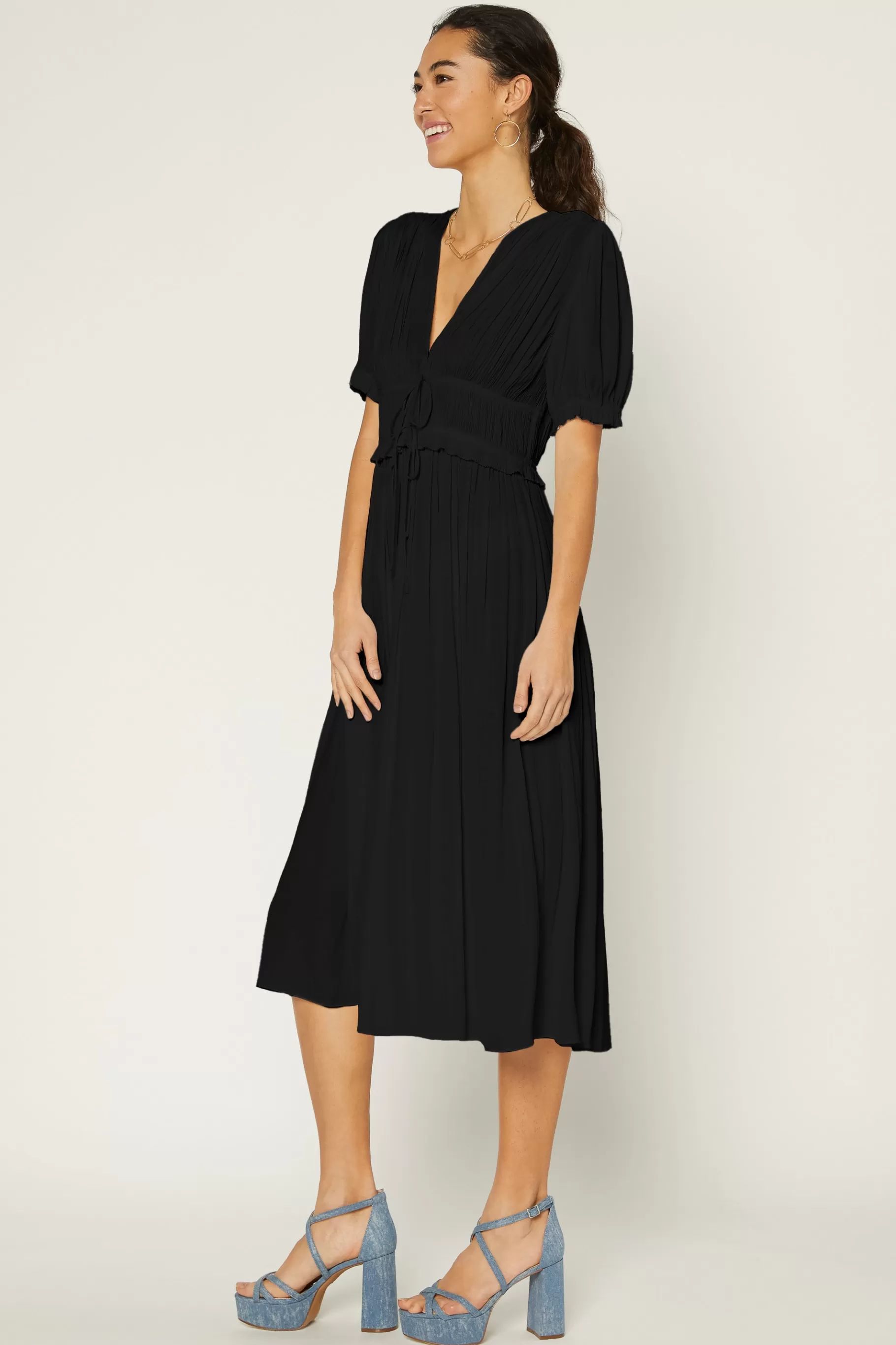 Current Air Maxi Dresses>Amelia Pleated Maxi Dress BLACK