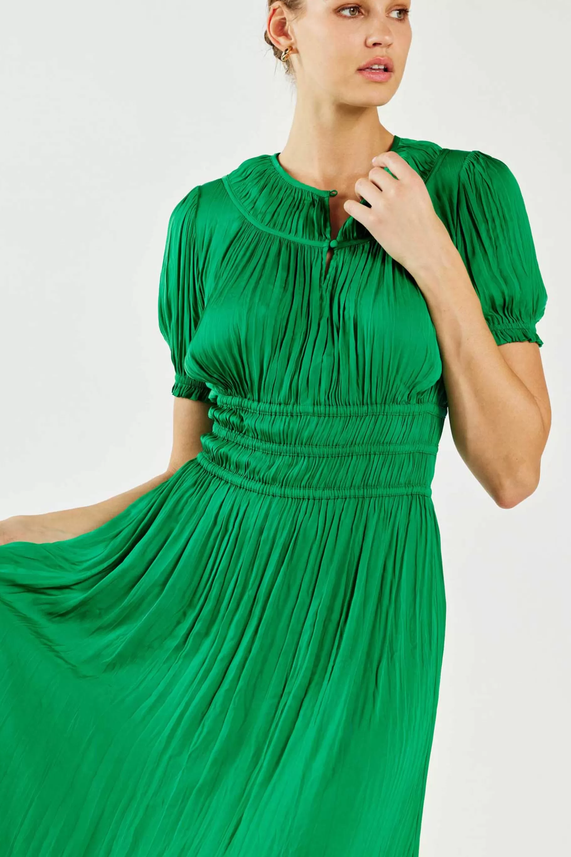 Current Air Midi Dresses>Brooklyn Pleated Midi Dress DEEPSPRINGGREEN