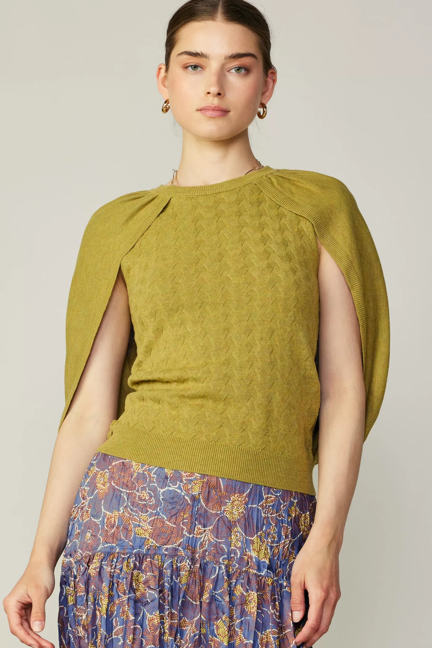 Current Air Sweaters>Cape Layered Sweater Top OLIVEMUSTARD