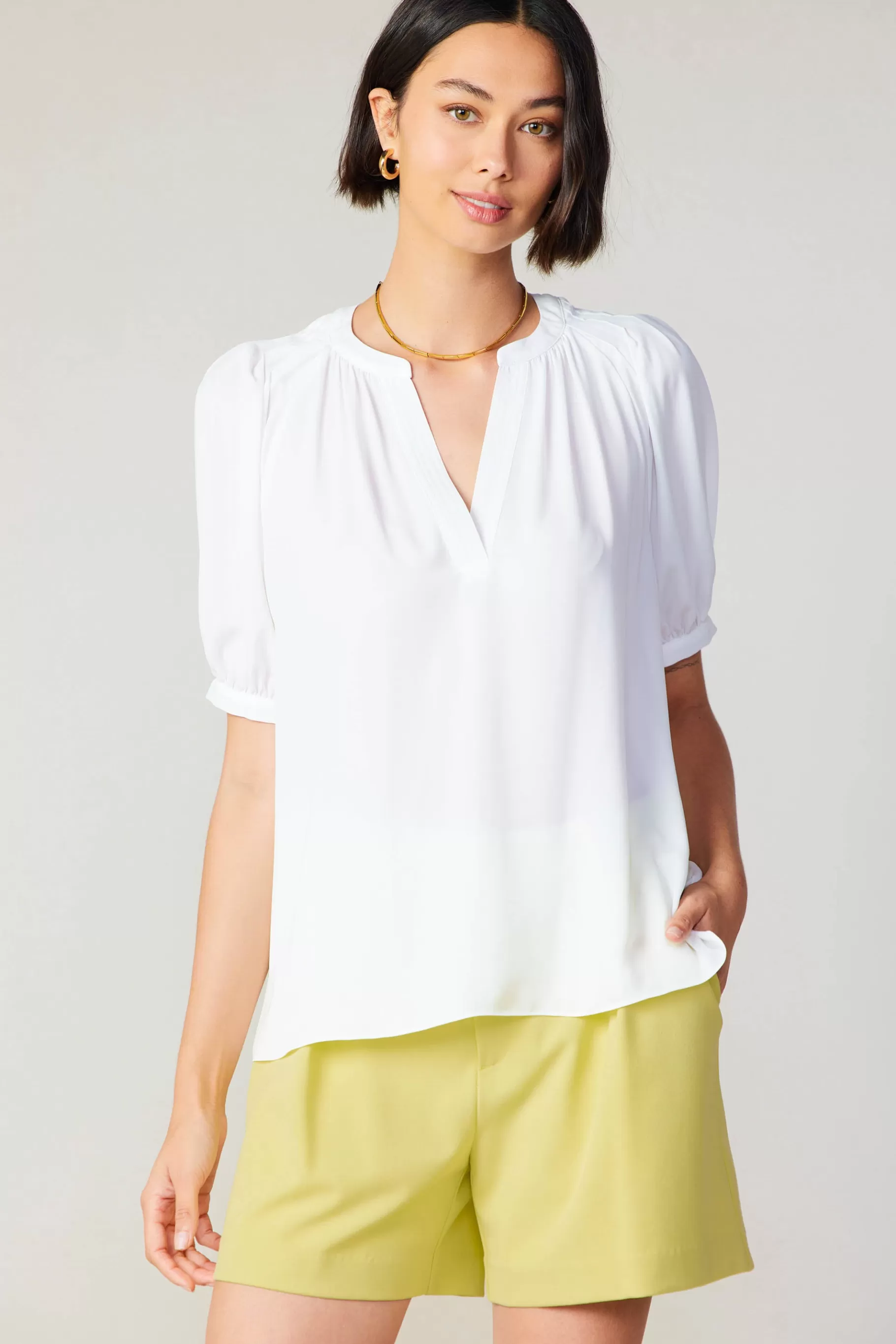 Current Air Short Sleeve Tops>Classic V Neck Blouse WHITE