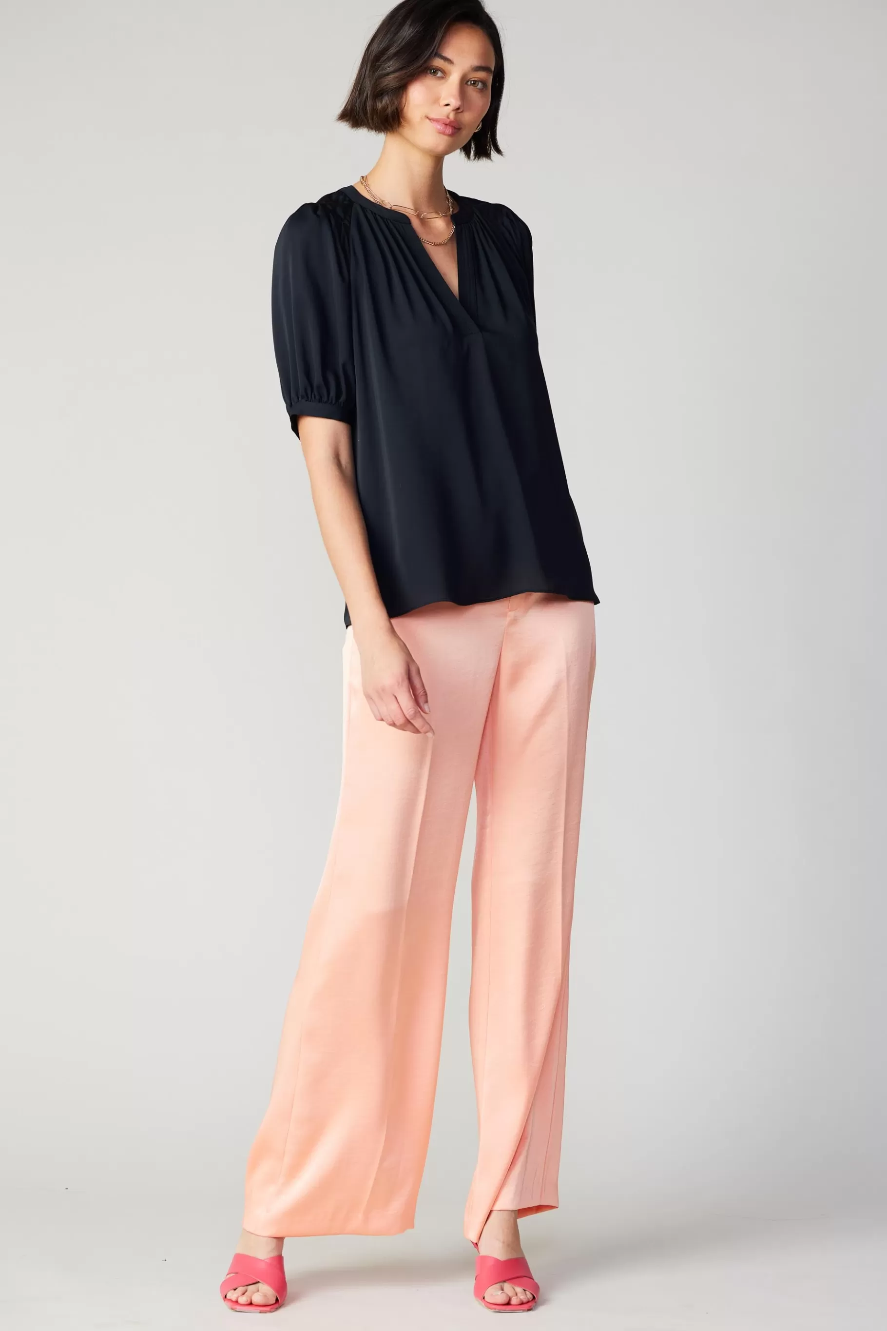 Current Air Short Sleeve Tops>Classic V Neck Blouse BLACK