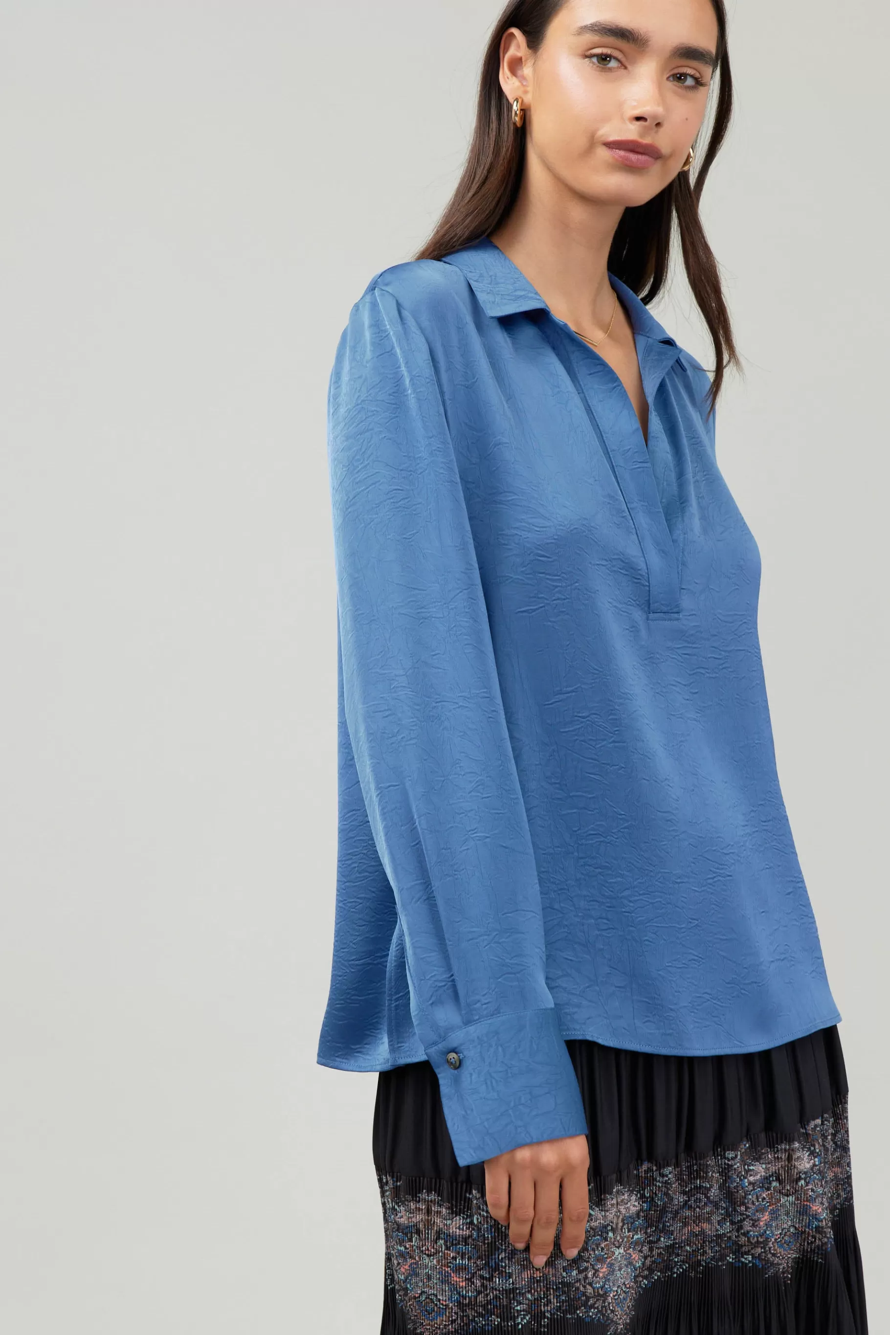 Current Air Long Sleeve Tops>Collared Splitneck Blouse DUSTYBLUE