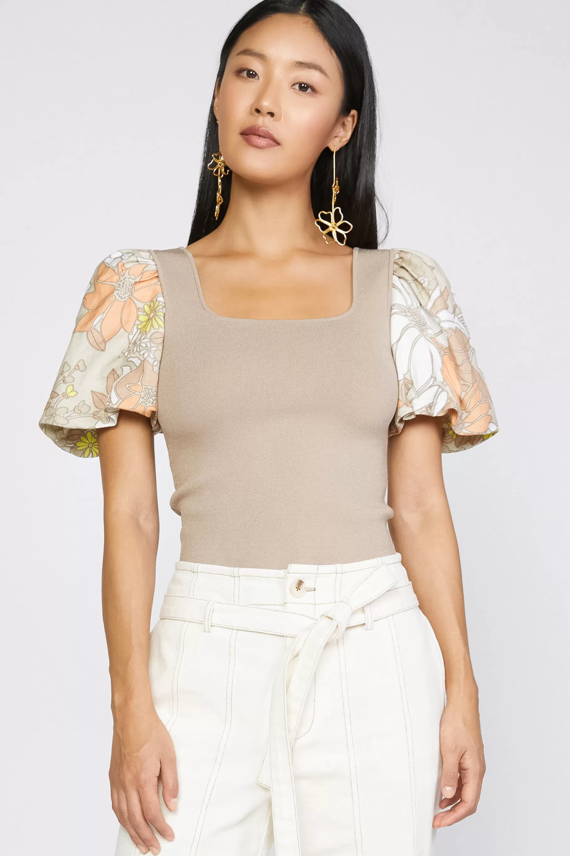 Current Air Short Sleeve Tops | Sweaters>Contrast Floral Sweater Top SAND