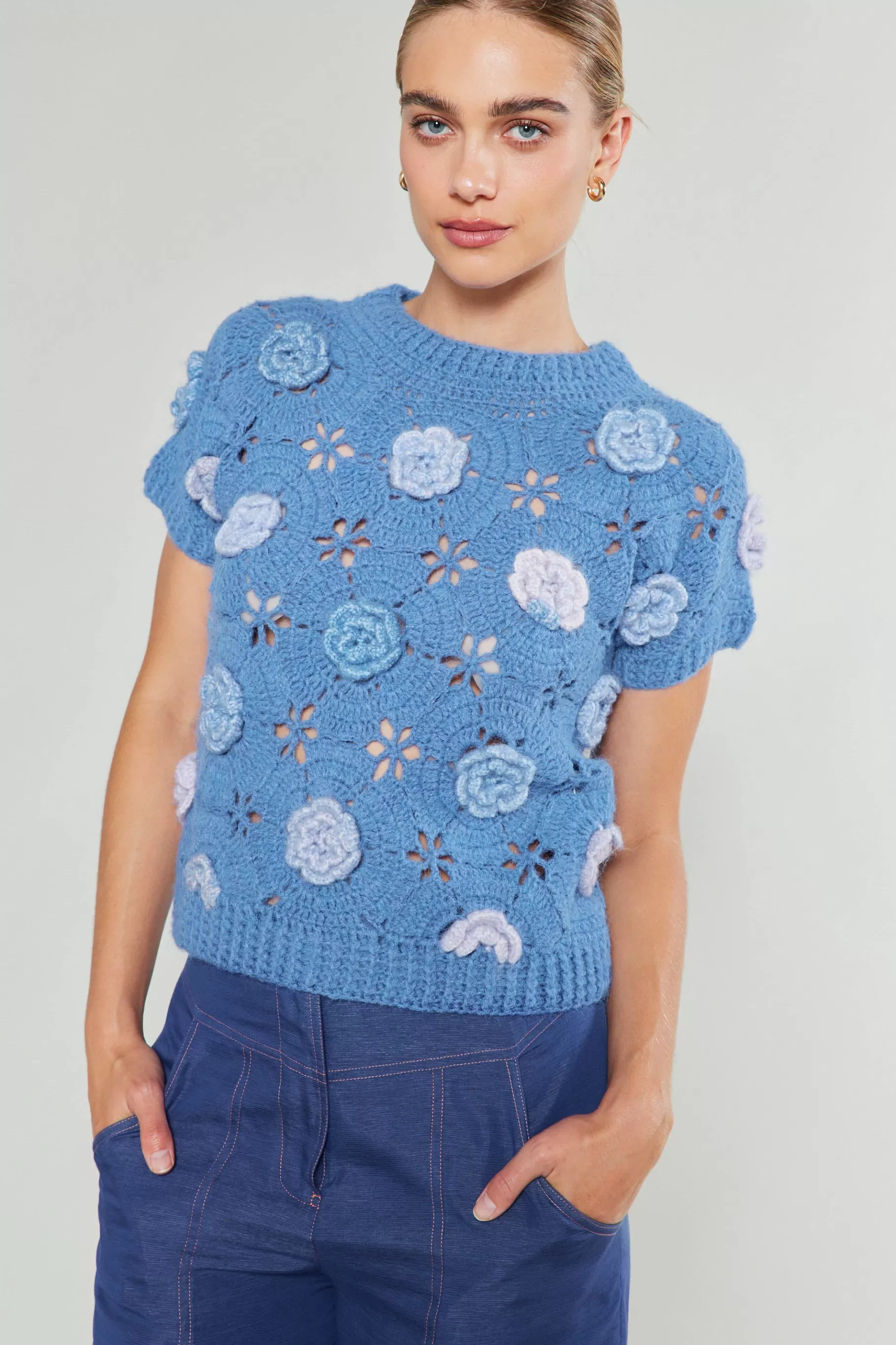 Current Air Knitwear | Short Sleeve Tops>3D Floral Crochet Top BLUEMLT