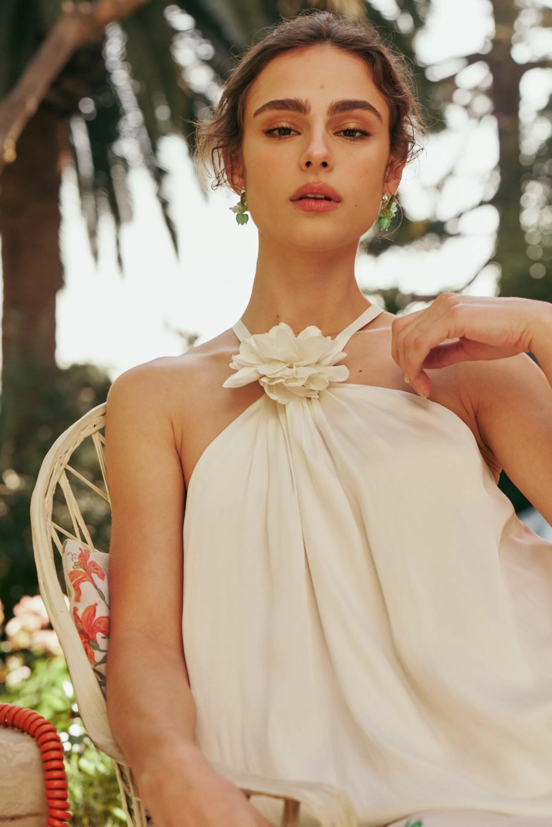 Current Air Sleeveless Tops>Detachable Rosette Halter Top PEARL