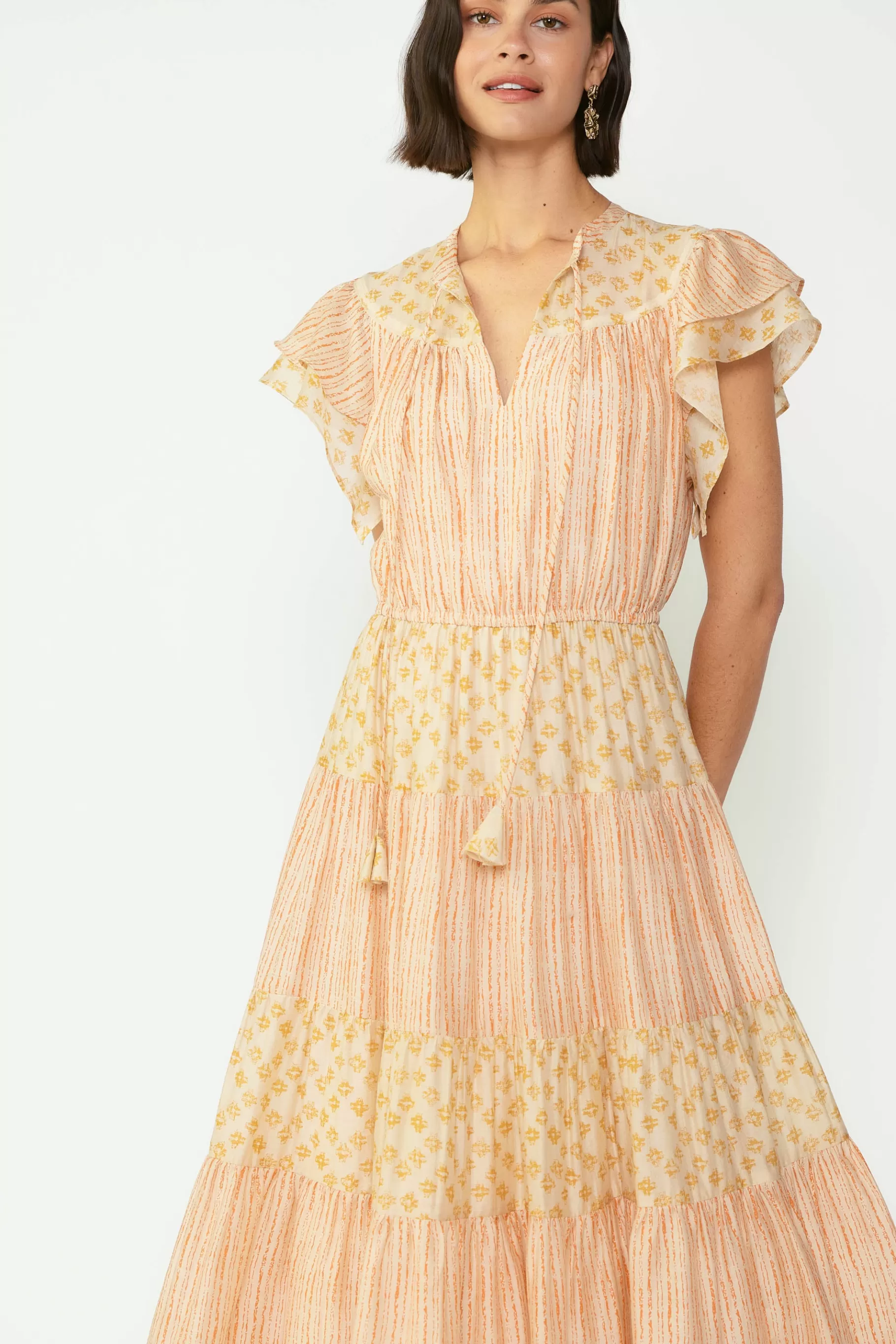 Current Air Midi Dresses>Everleigh Flutter Sleeve Midi Dress APRICOTMLT