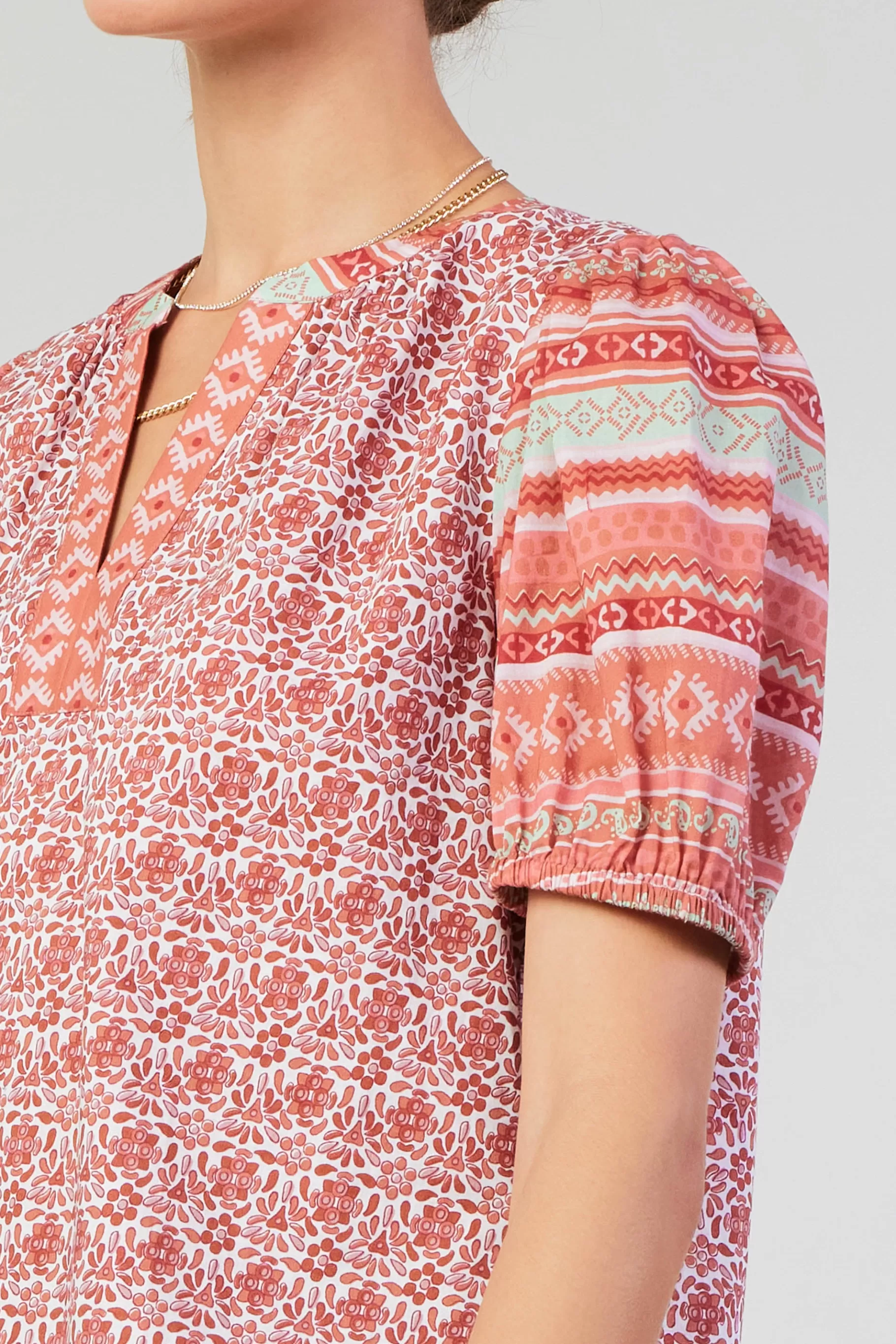 Current Air Short Sleeve Tops>Floral Bohemian Top REDMLT