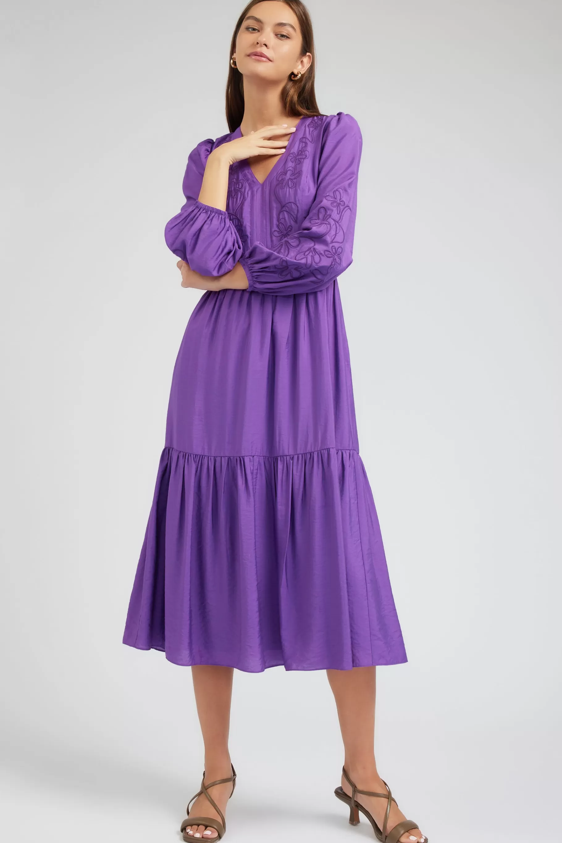 Current Air Midi Dresses>Floral Embroidered Maxi Dress PLUM