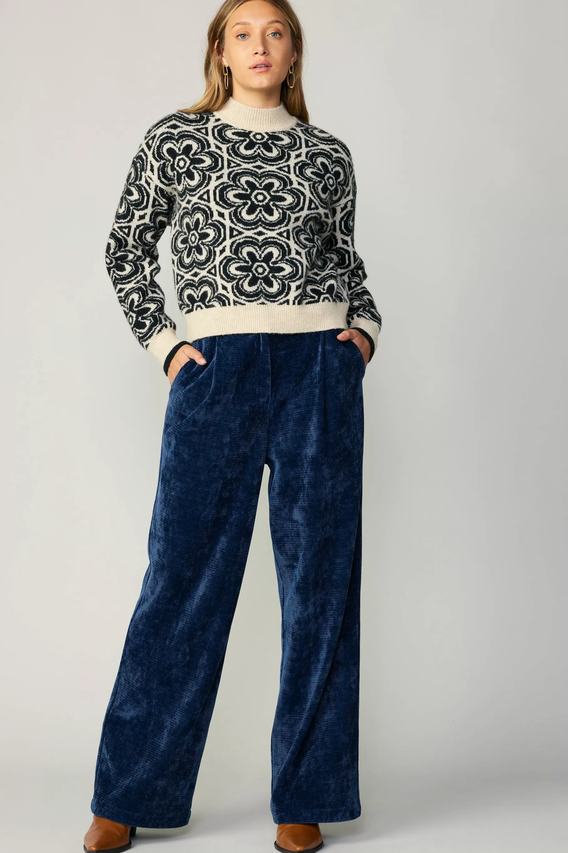 Current Air Sweaters>Floral Mock Neck Sweater BLACK