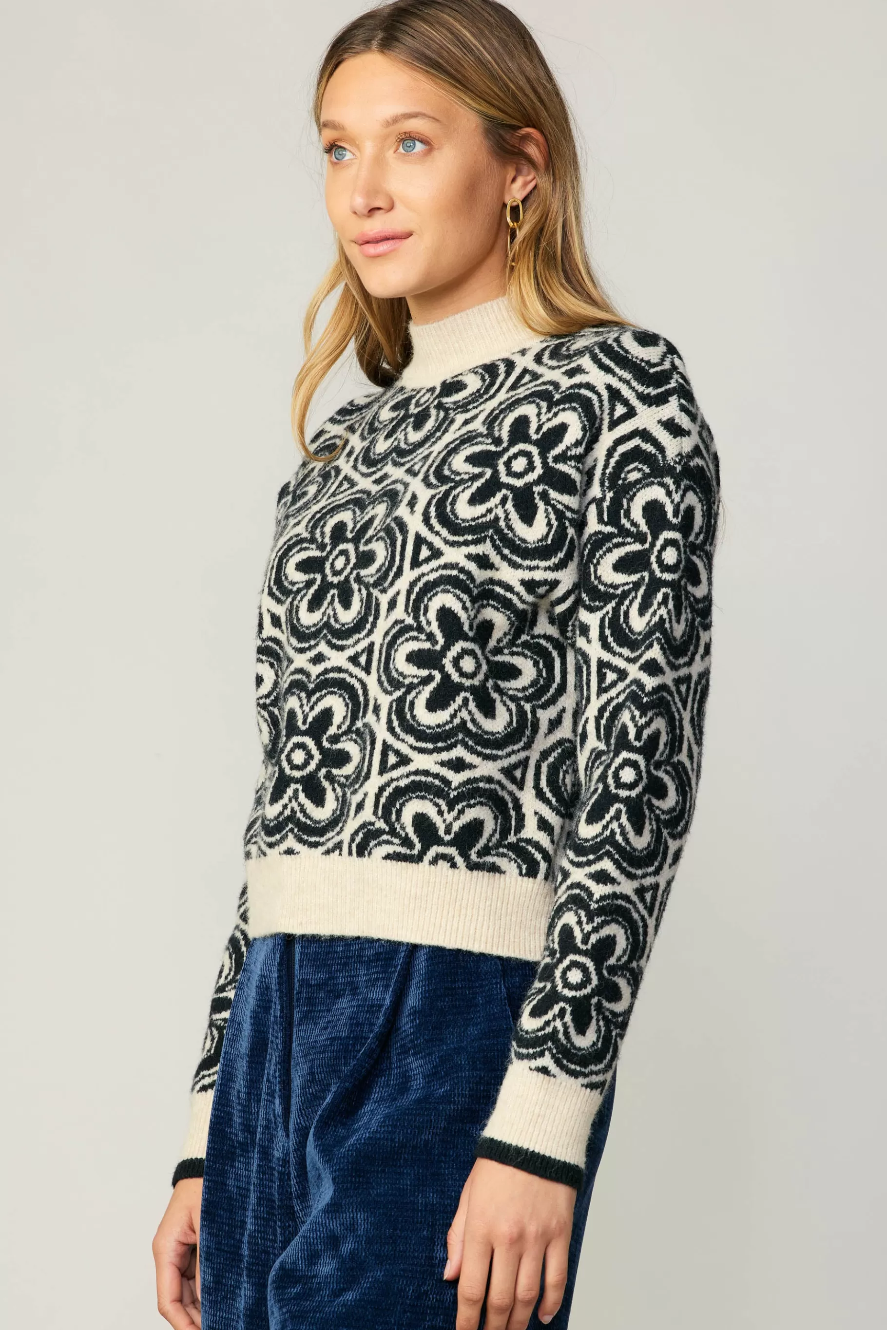 Current Air Sweaters>Floral Mock Neck Sweater BLACK