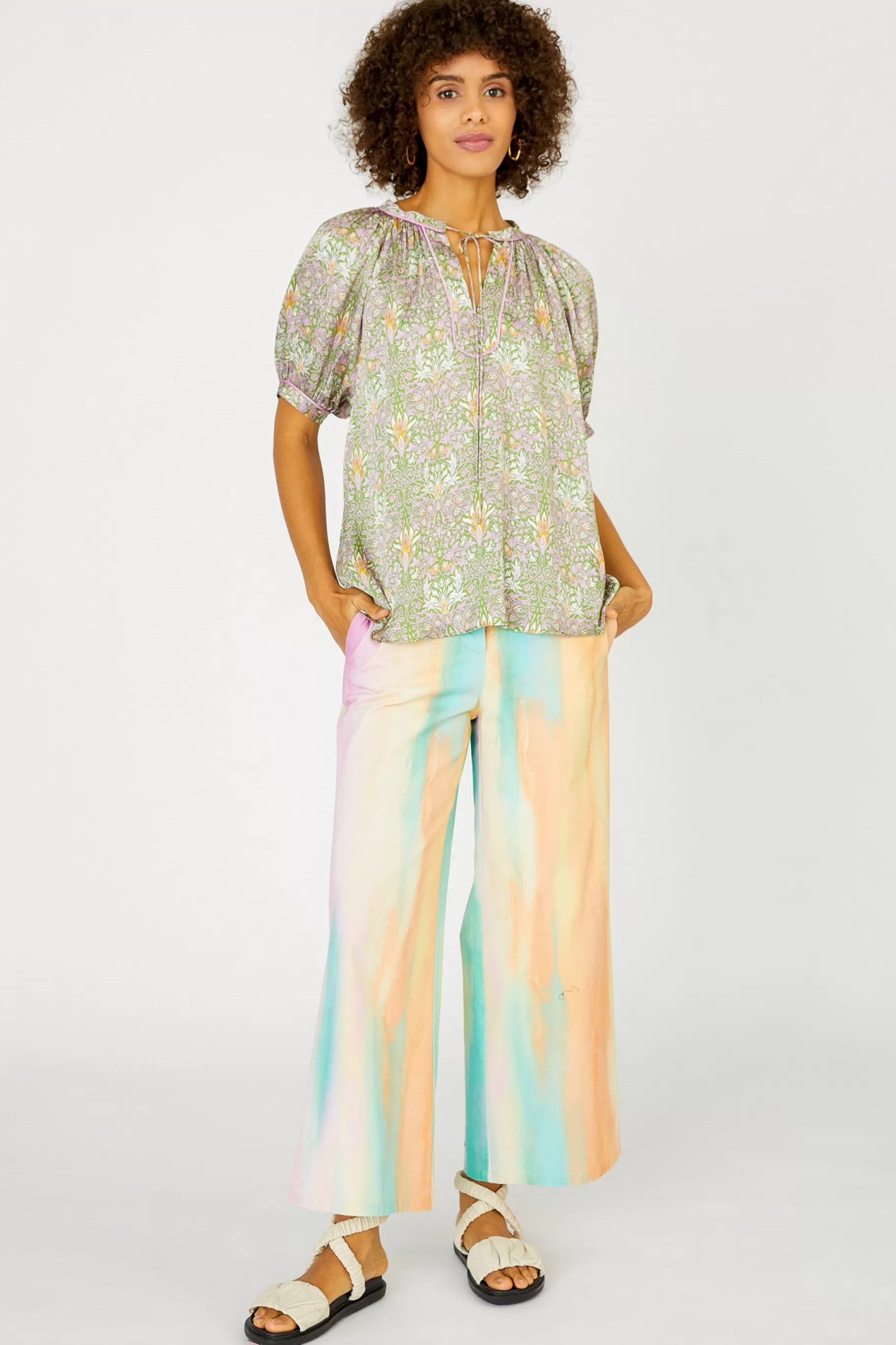Current Air Short Sleeve Tops>Floral Nouveau Split Neck Blouse GREENPINK