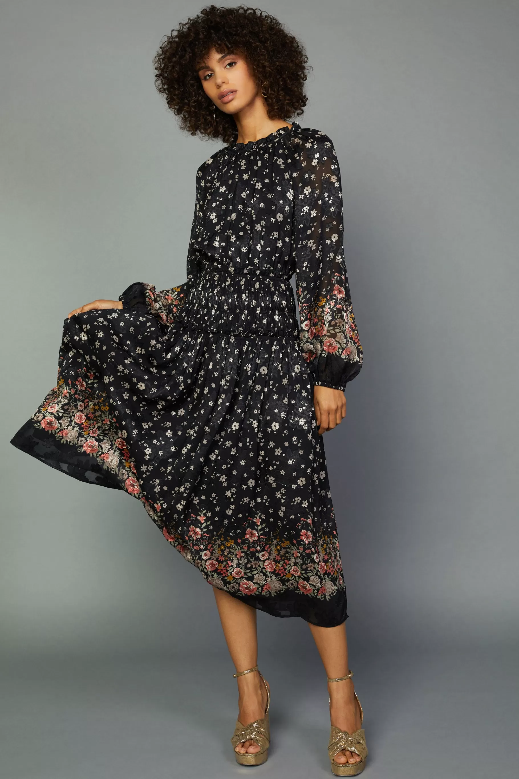 Current Air Midi Dresses>Floral Smocked Midi Dress BLACKFLORAL