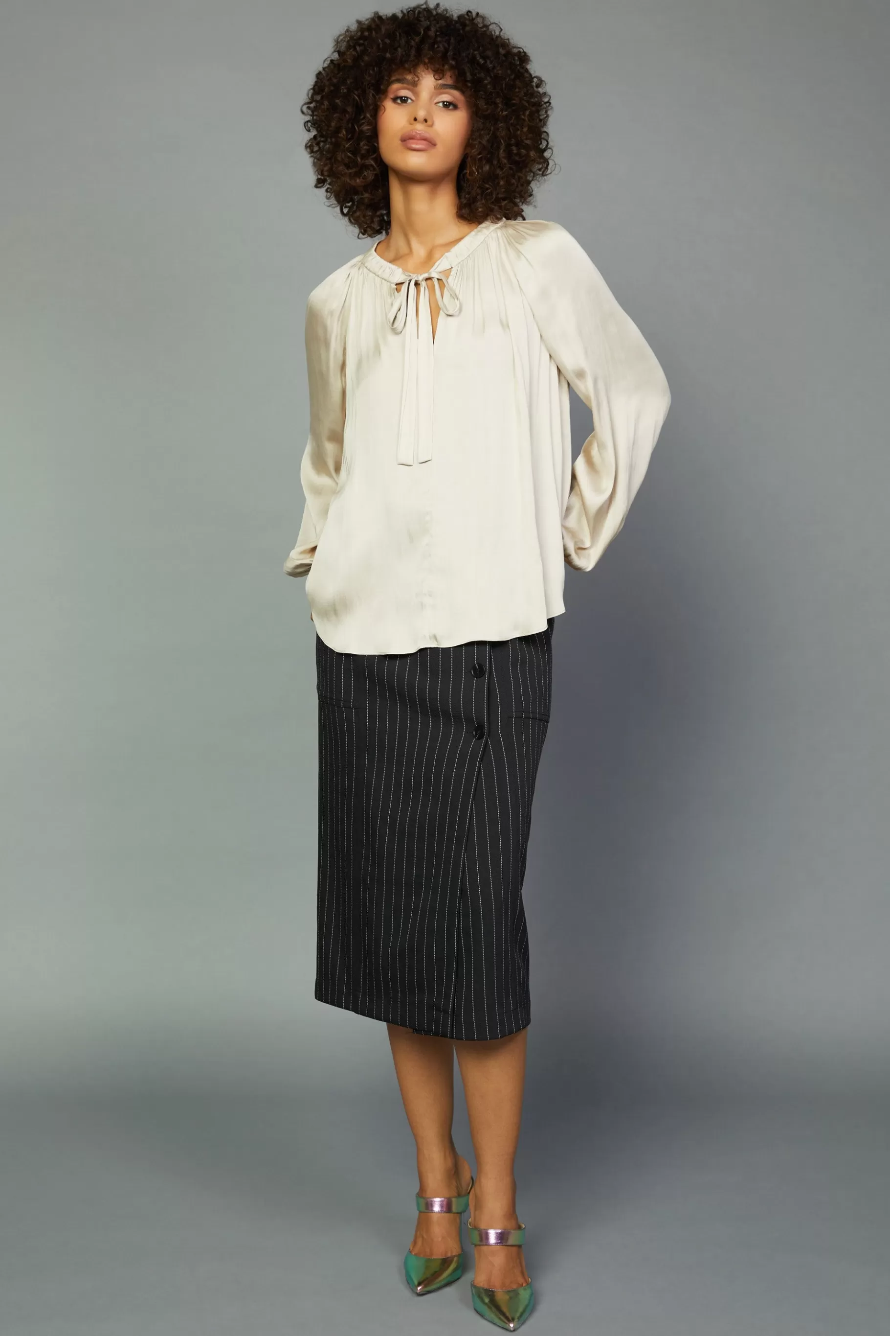 Current Air Long Sleeve Tops>Gathered Bow Tie Blouse CREAM