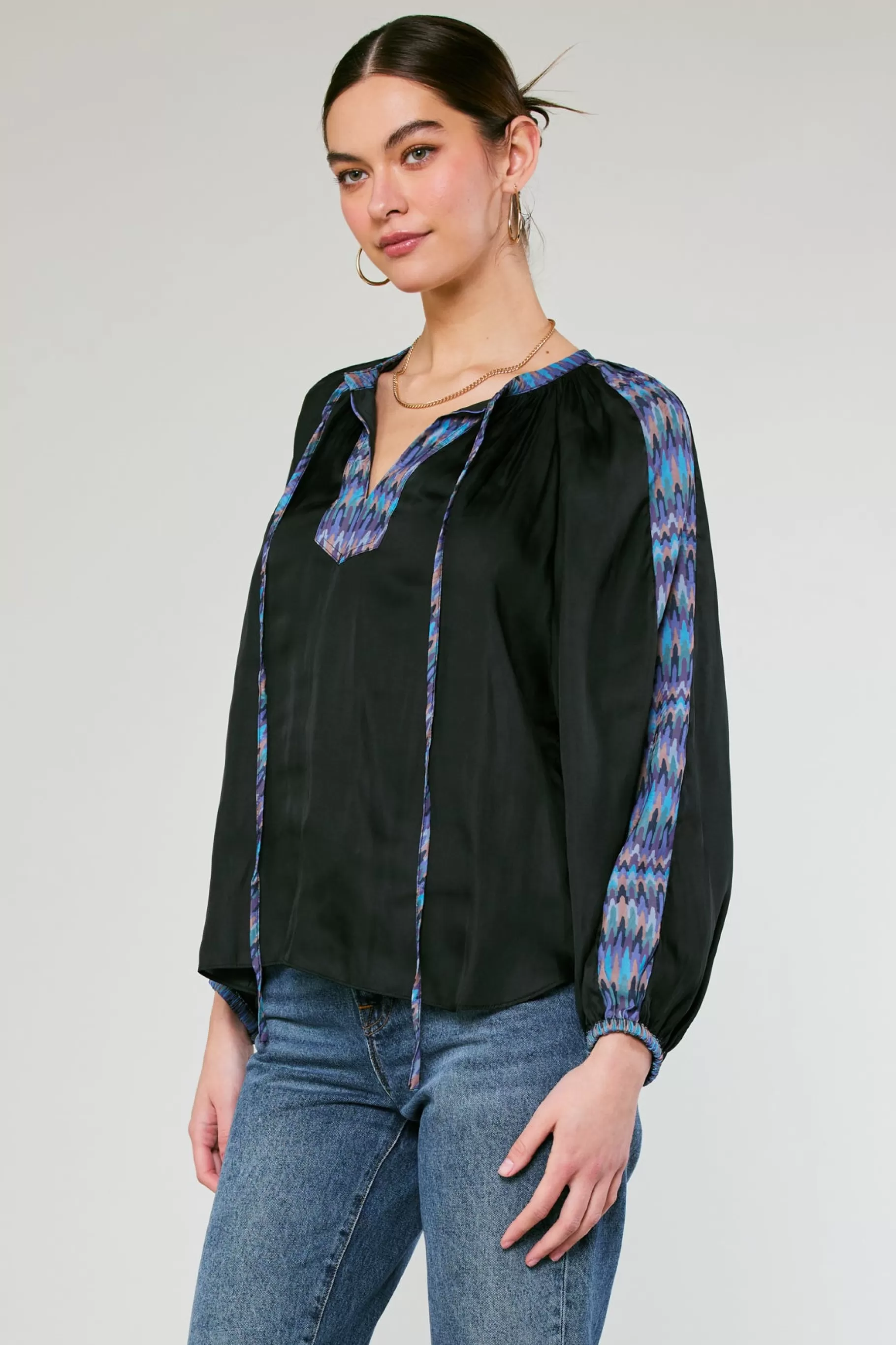 Current Air Long Sleeve Tops>Geometric Patterned Blouse BLACK