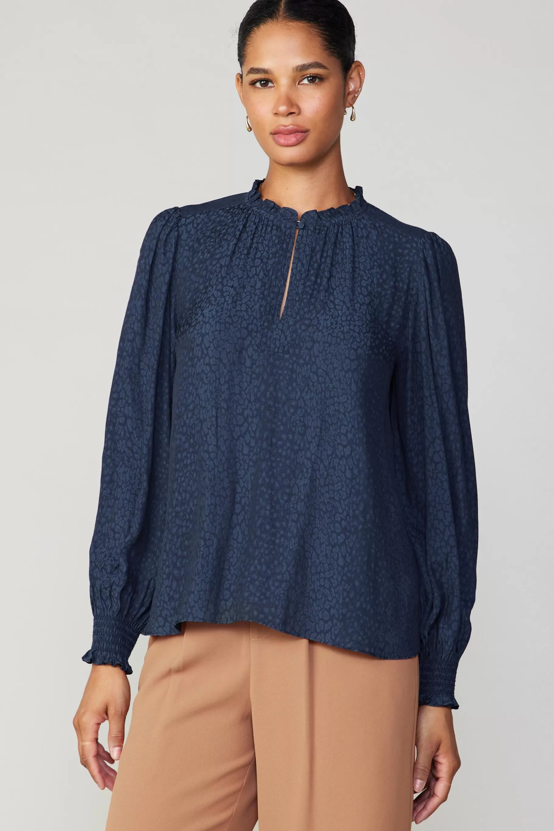 Current Air Long Sleeve Tops>Jacquard Ruffled Neck Blouse NAVY
