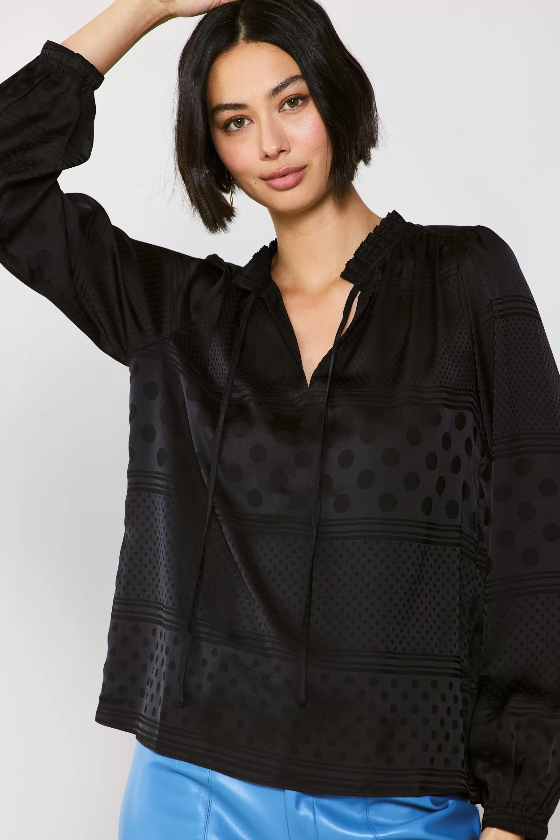 Current Air Long Sleeve Tops>Jacquard Split Neck Blouse BLACK