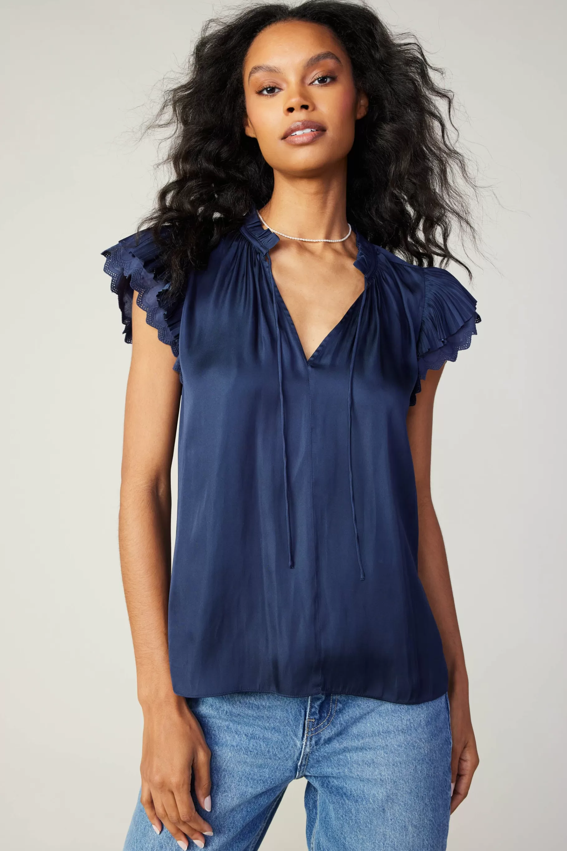 Current Air Short Sleeve Tops>Layered Lace Sleeve Top NAVY