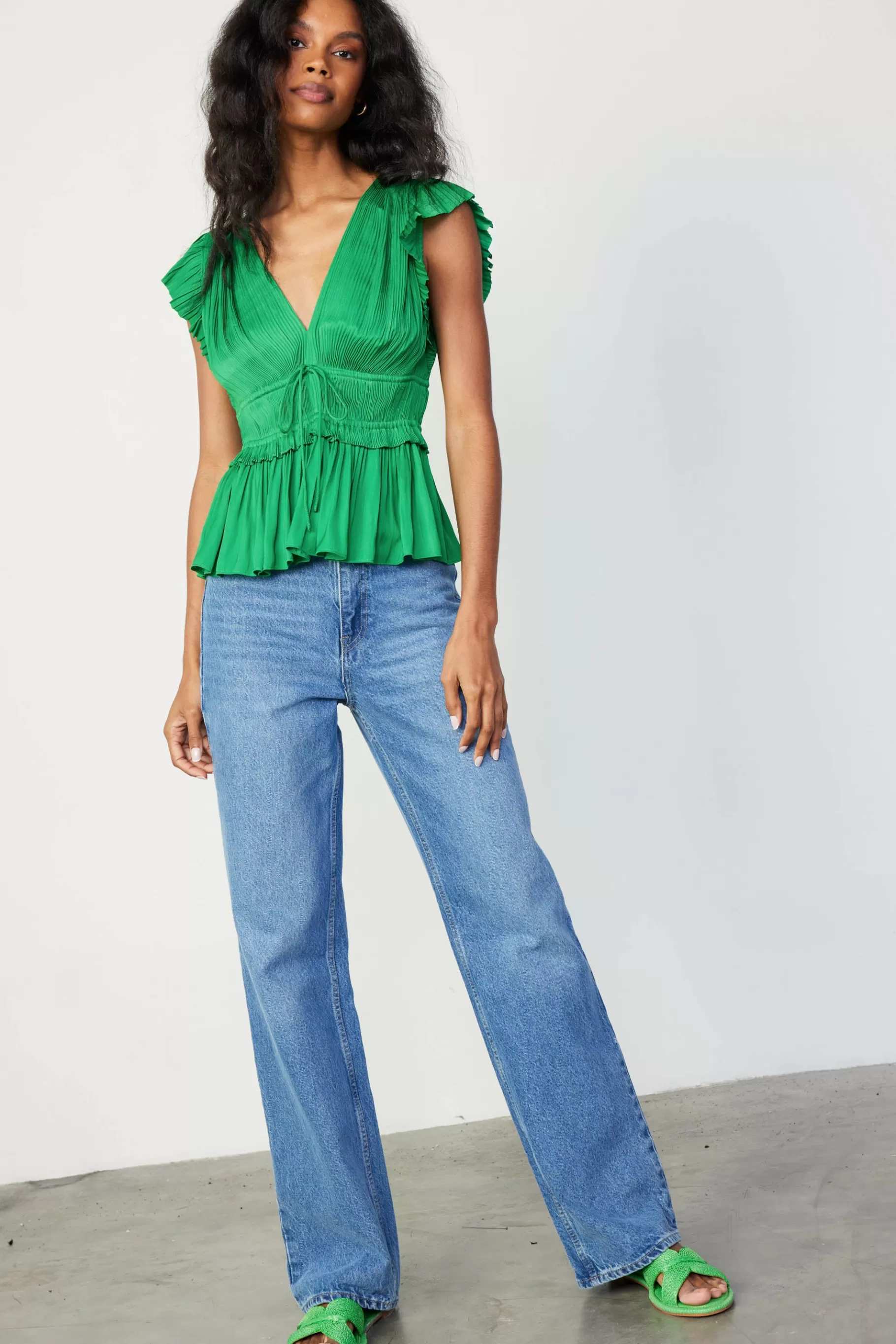 Current Air Sleeveless Tops>Mara Pleated Sleeveless Blouse DEEPSPRINGGREEN