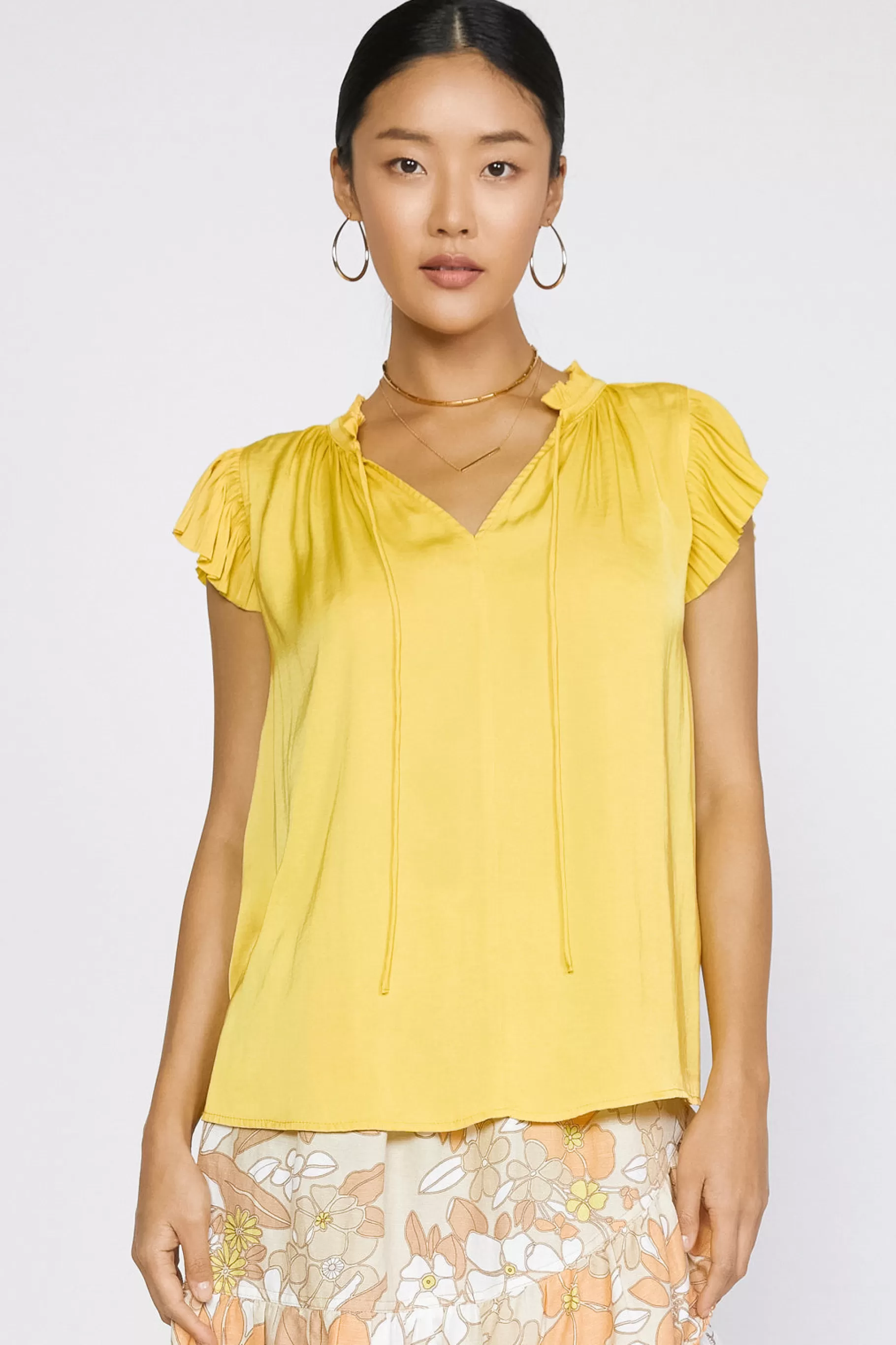 Current Air Sleeveless Tops | Short Sleeve Tops>Margot Pleated Sleeve Blouse SUNNYYELLOW