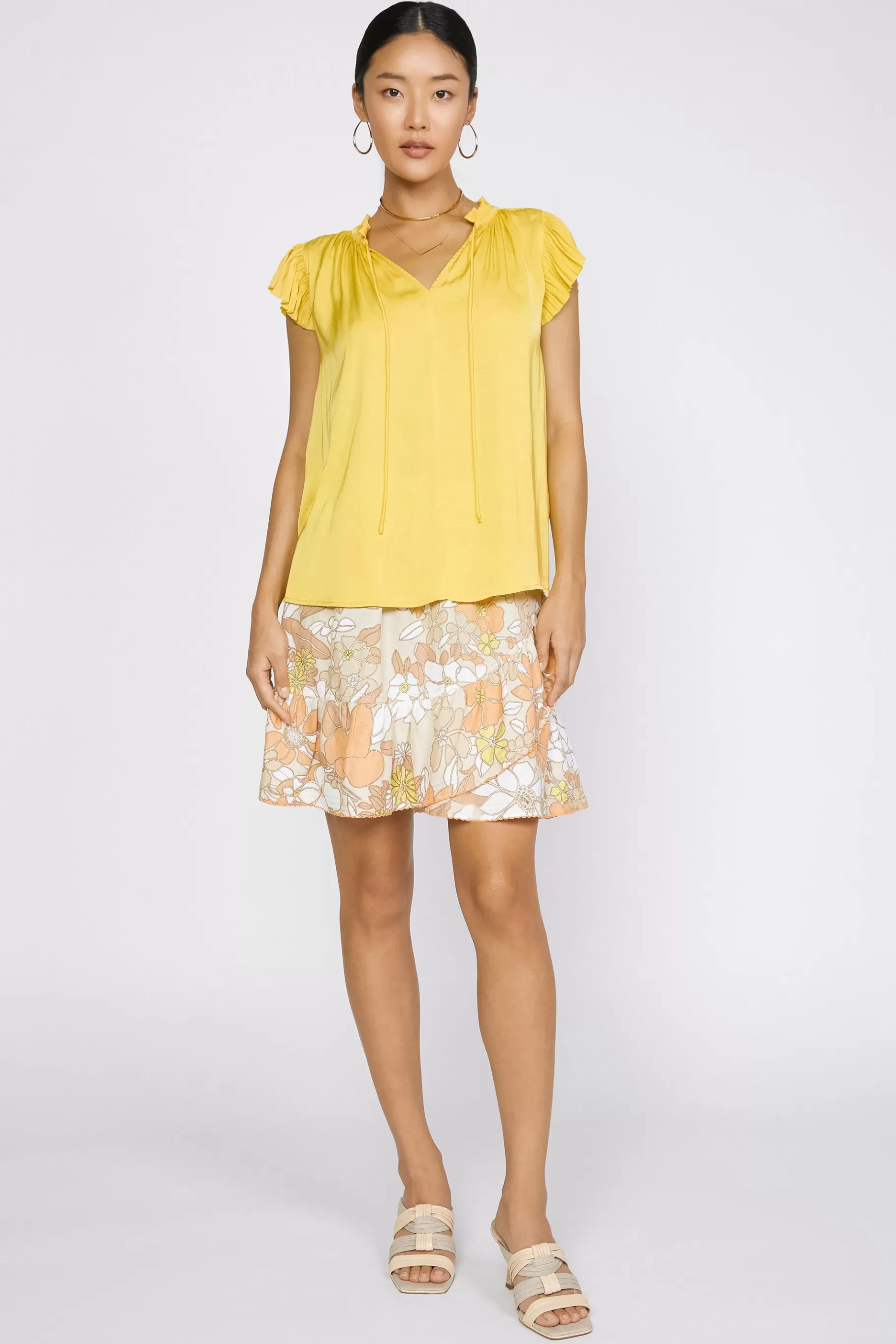 Current Air Sleeveless Tops | Short Sleeve Tops>Margot Pleated Sleeve Blouse SUNNYYELLOW