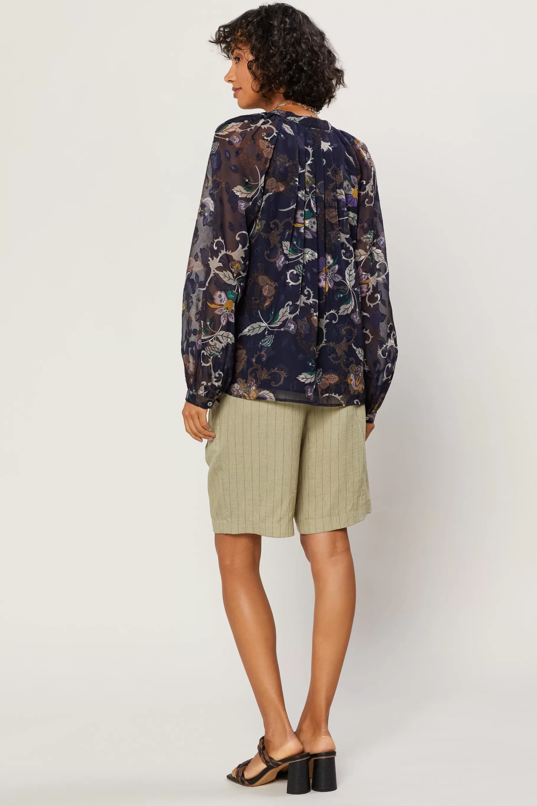 Current Air Long Sleeve Tops>Navy Floral Long Sleeve Top FLORALNAVY