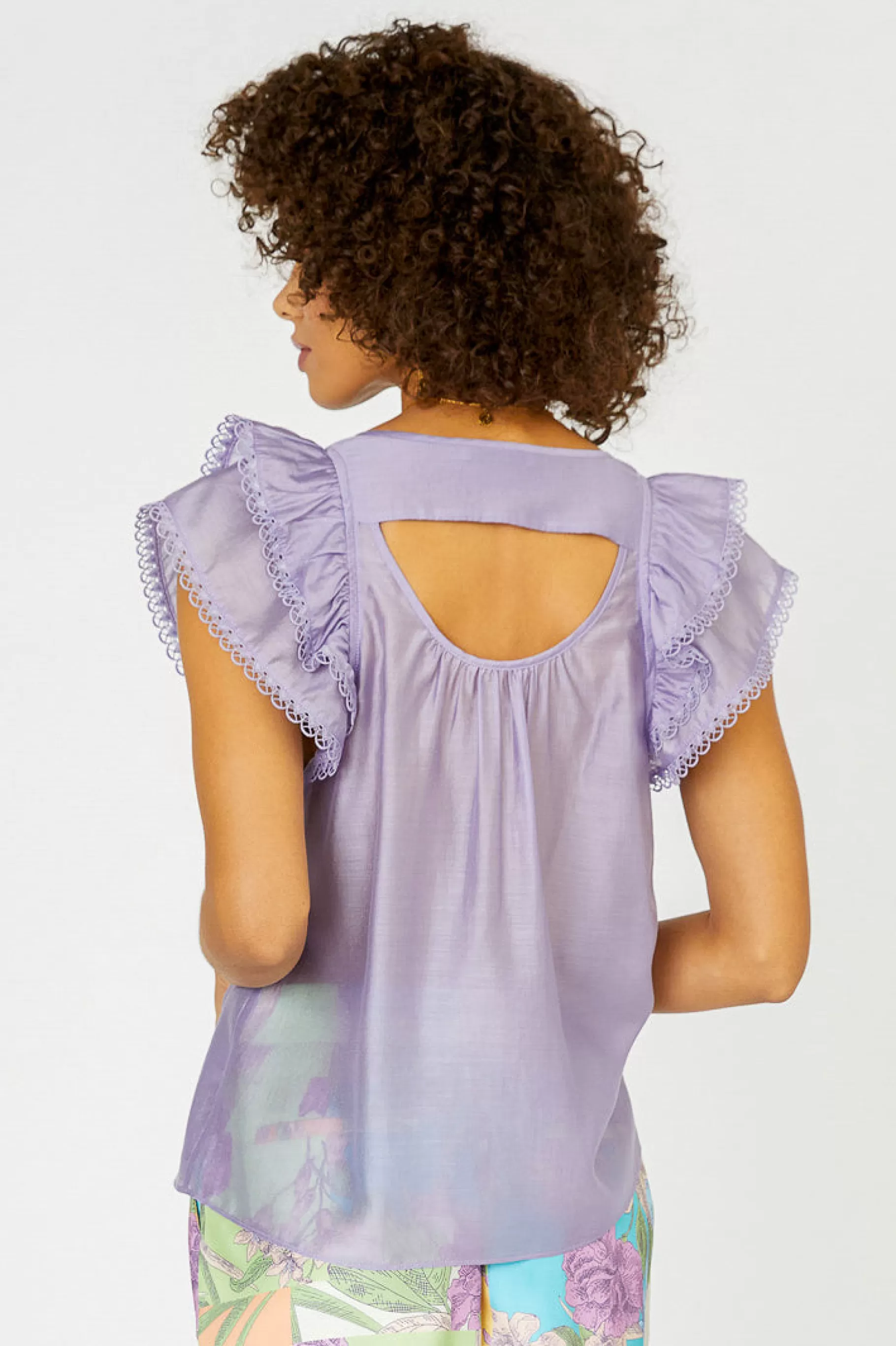 Current Air Sleeveless Tops | Short Sleeve Tops>Peekaboo Flutter Sleeve Top LAVENDER