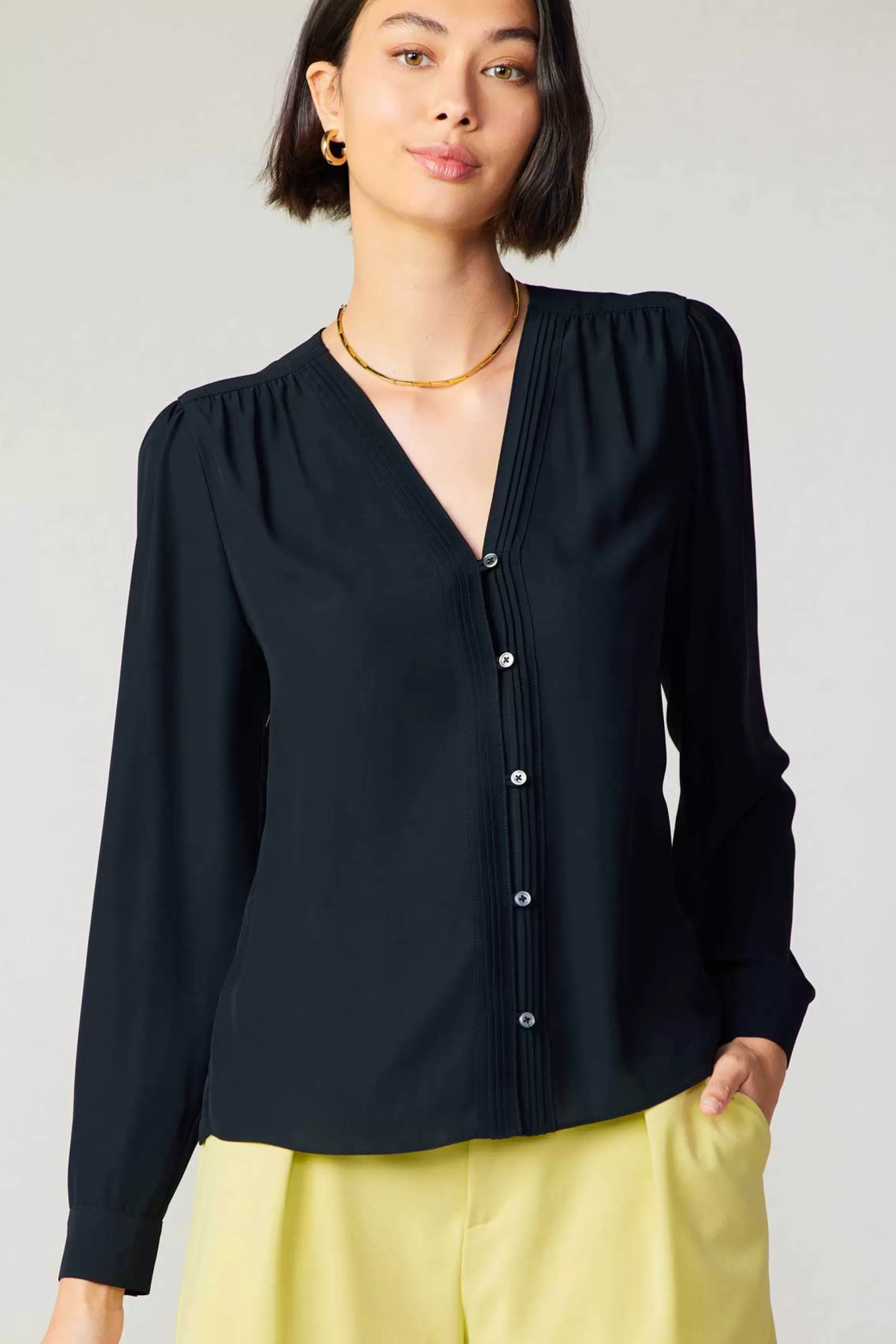 Current Air Long Sleeve Tops>Pleat Detail Buttondown Shirt BLACK