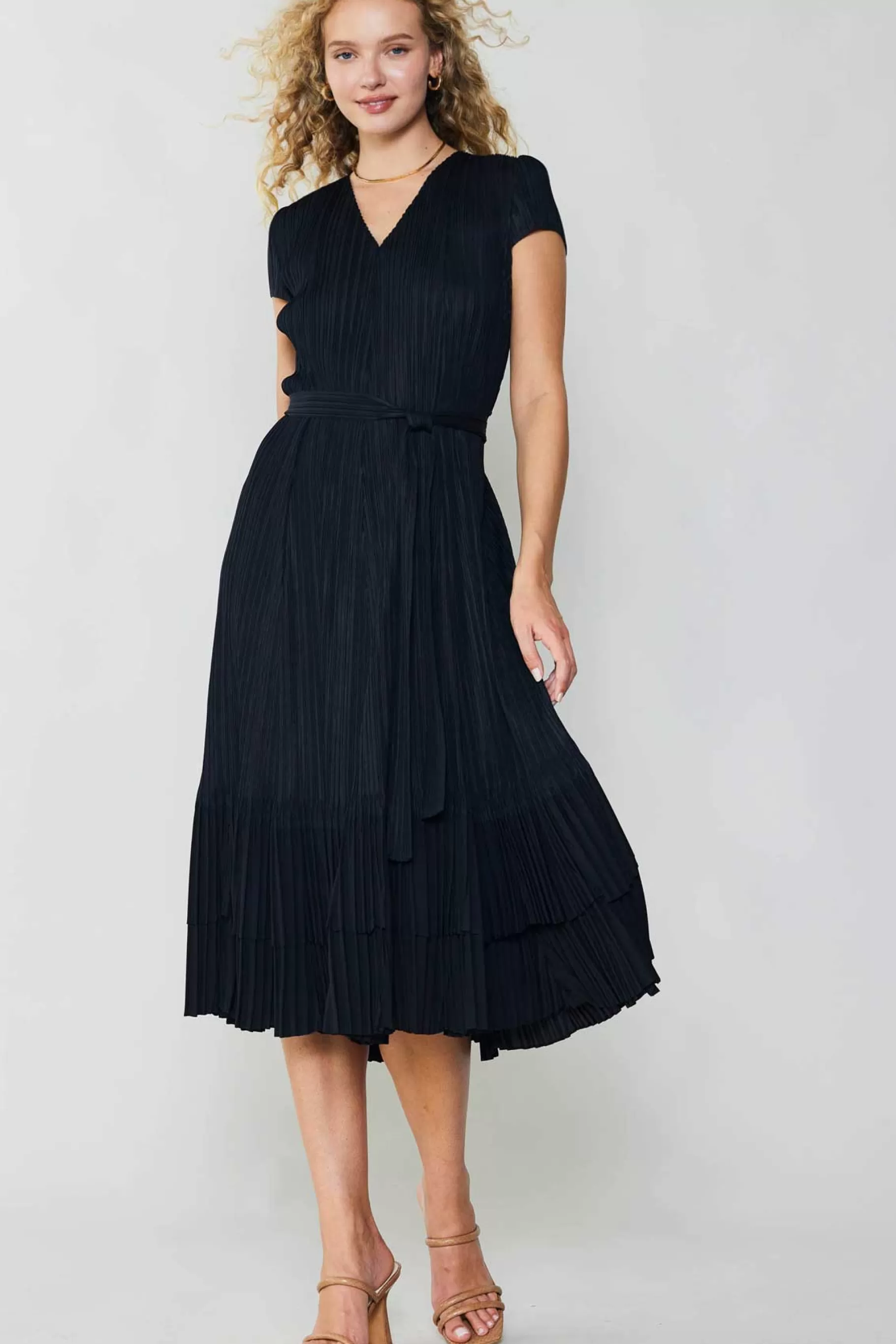 Current Air Midi Dresses>Pleated Midi Dress BLACK