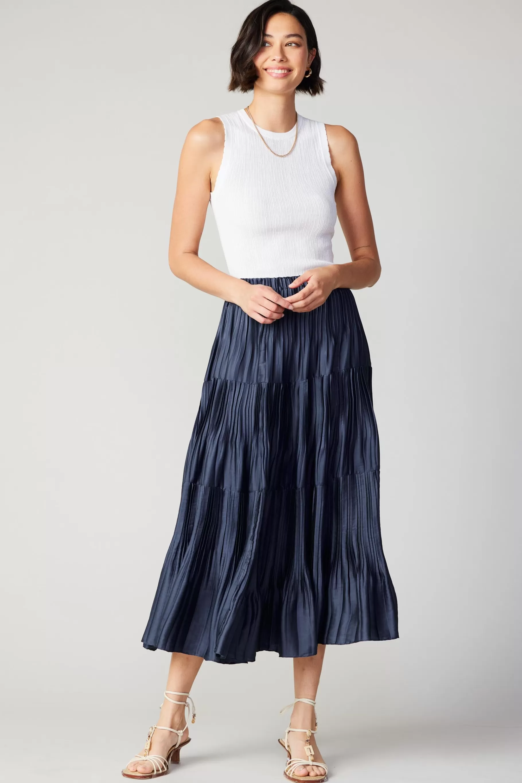 Current Air Skirts>Pleated Tiered Midi Skirt NAVY