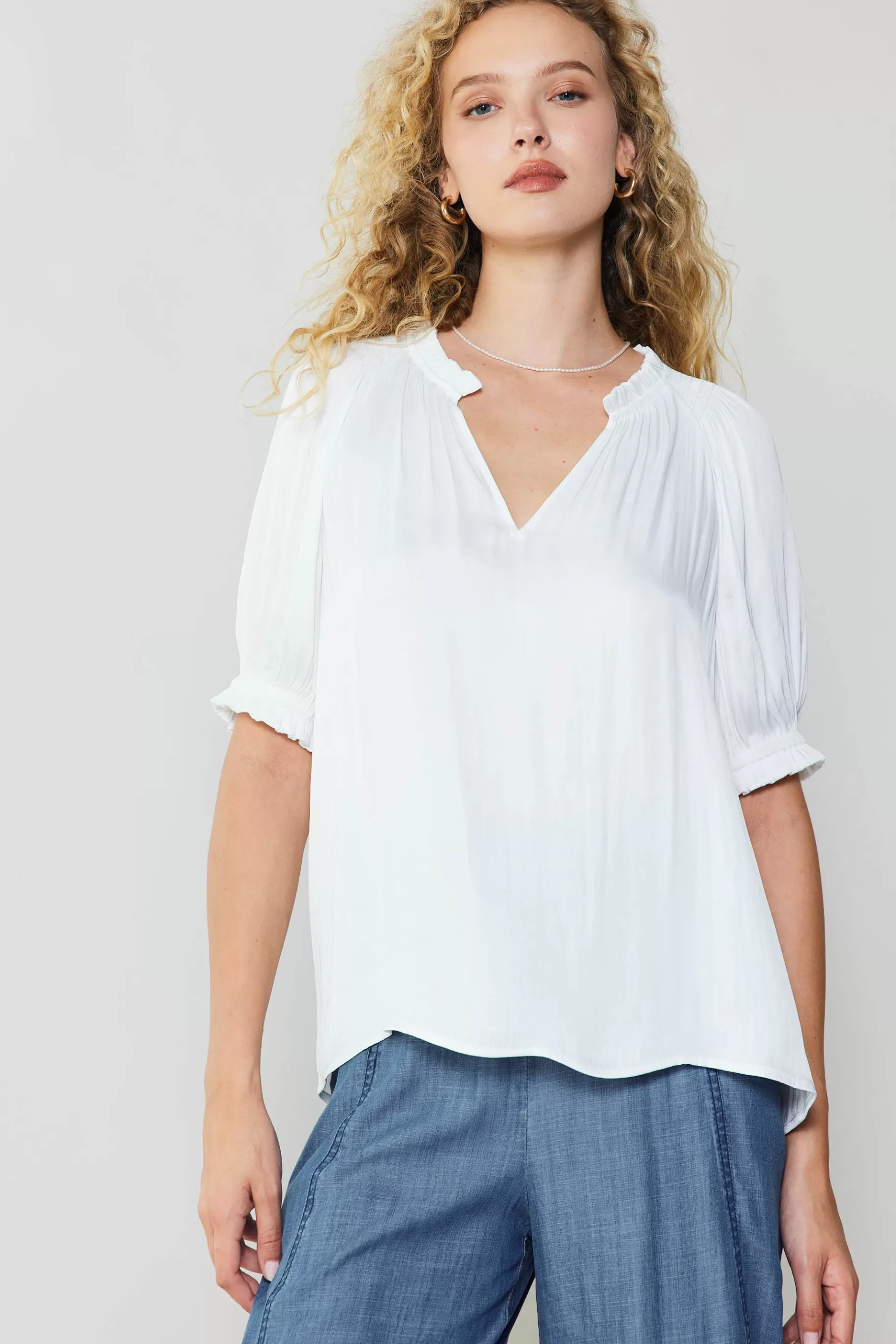 Current Air Short Sleeve Tops>Ruffled Cuff Blouse WHITE