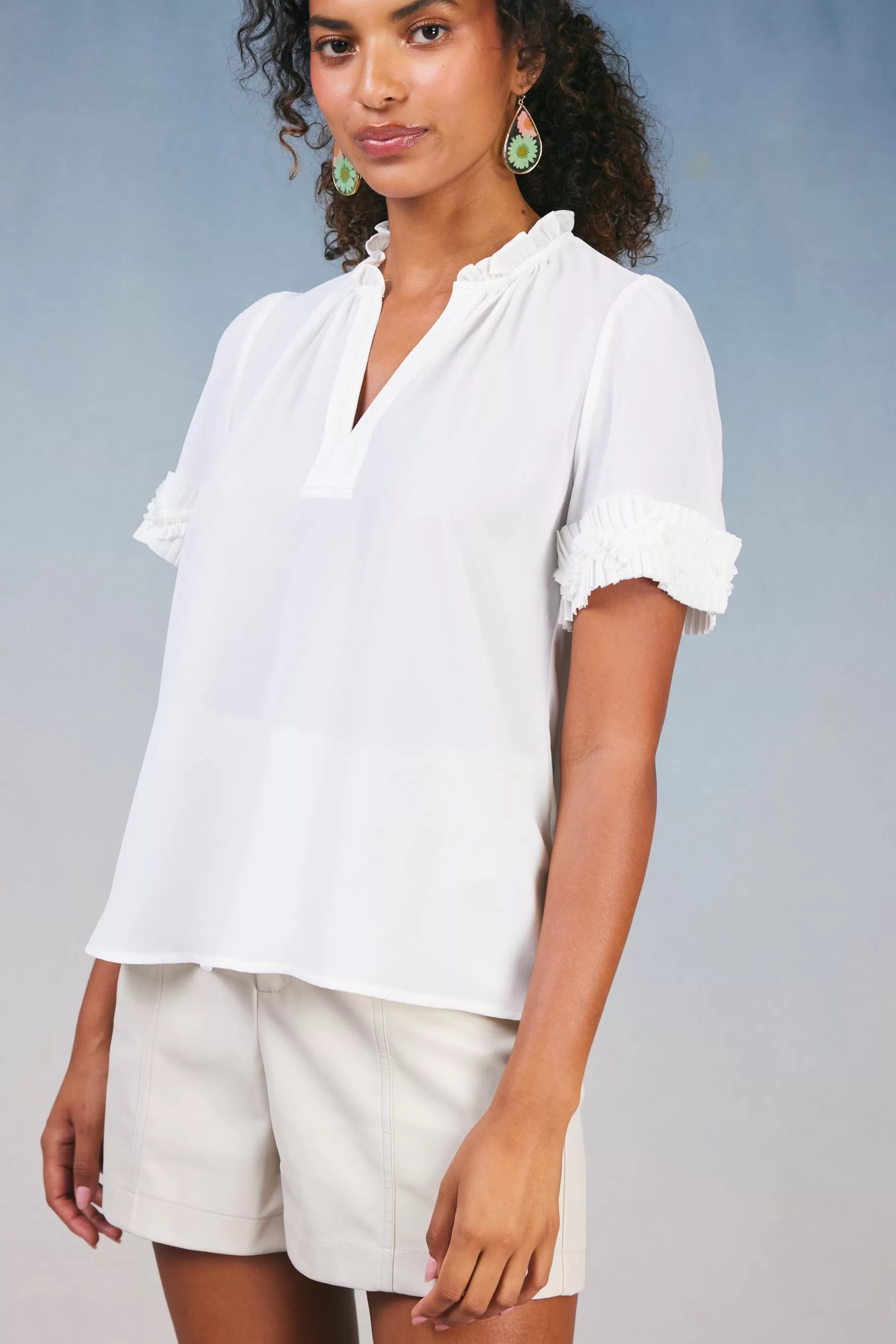 Current Air Short Sleeve Tops>Ruffled Trim Blouse WHITE