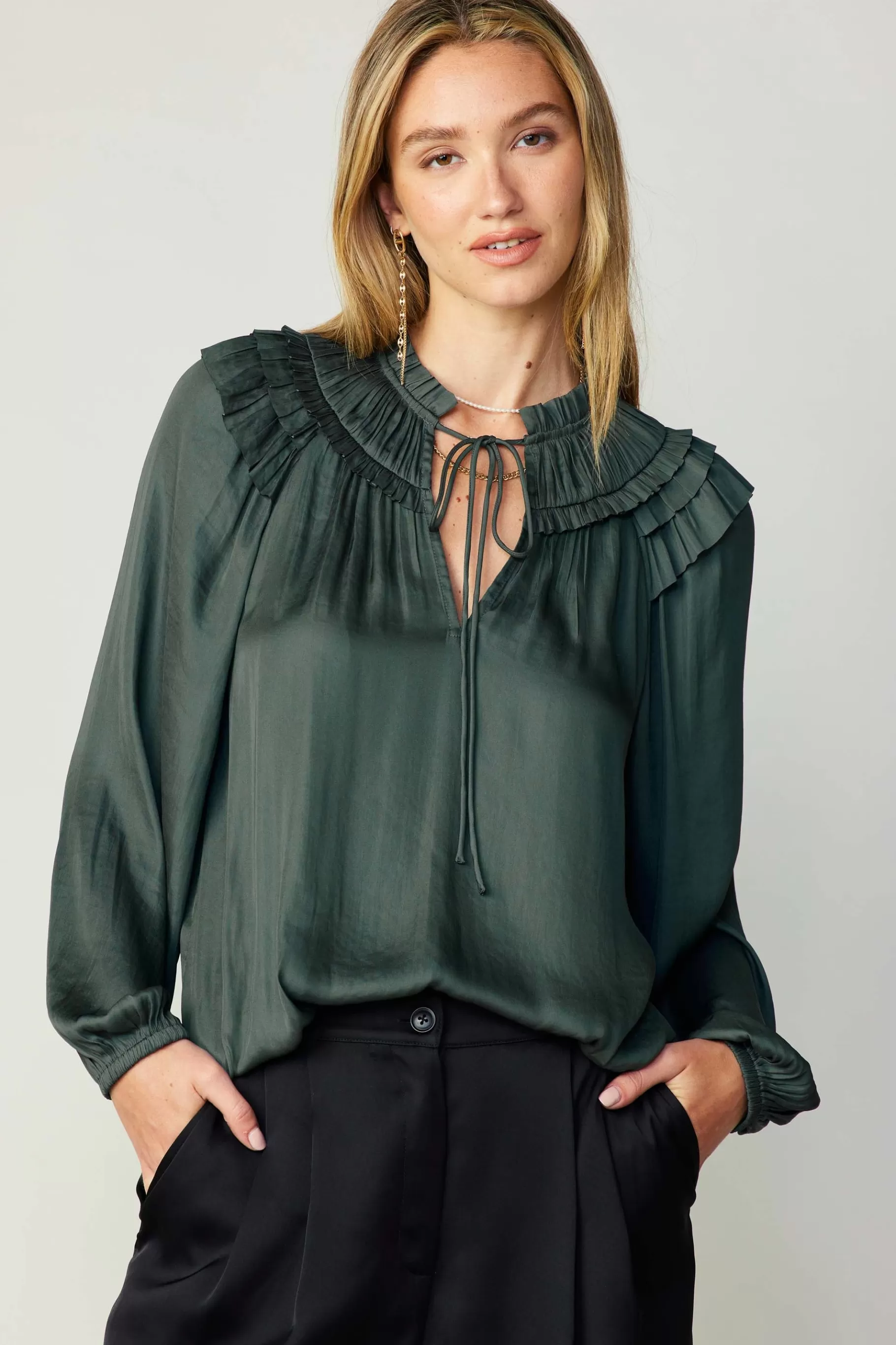 Current Air Long Sleeve Tops>Smocked Shoulder Blouse FORESTGREEN