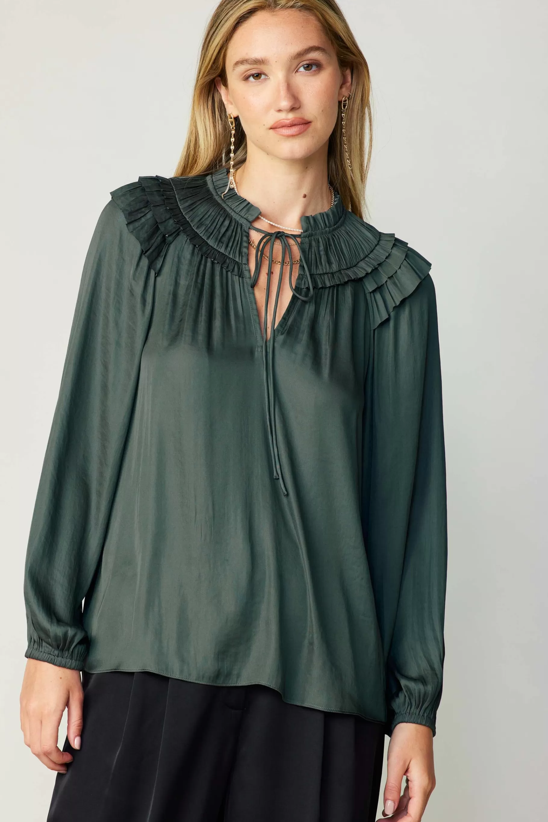 Current Air Long Sleeve Tops>Smocked Shoulder Blouse FORESTGREEN