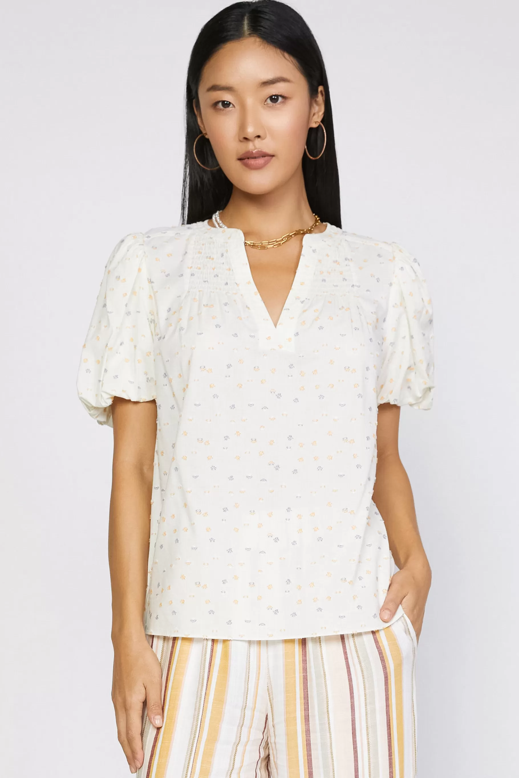 Current Air Short Sleeve Tops>Smocked Sleeve Top IVORY