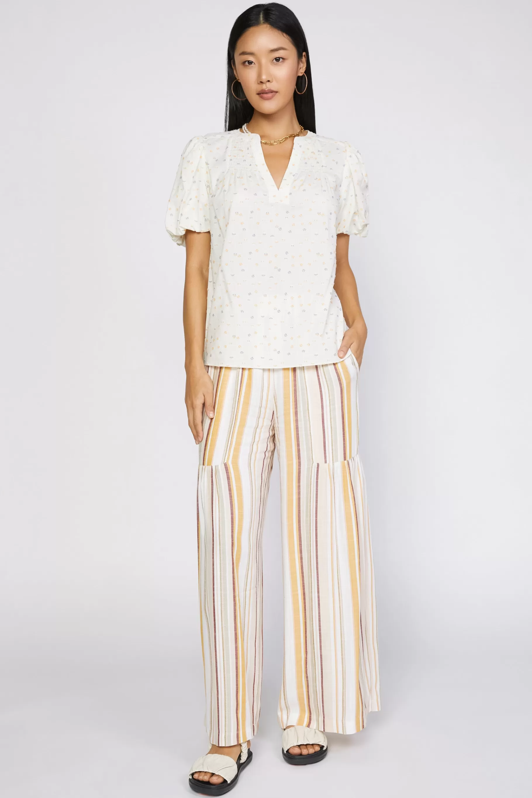 Current Air Short Sleeve Tops>Smocked Sleeve Top IVORY