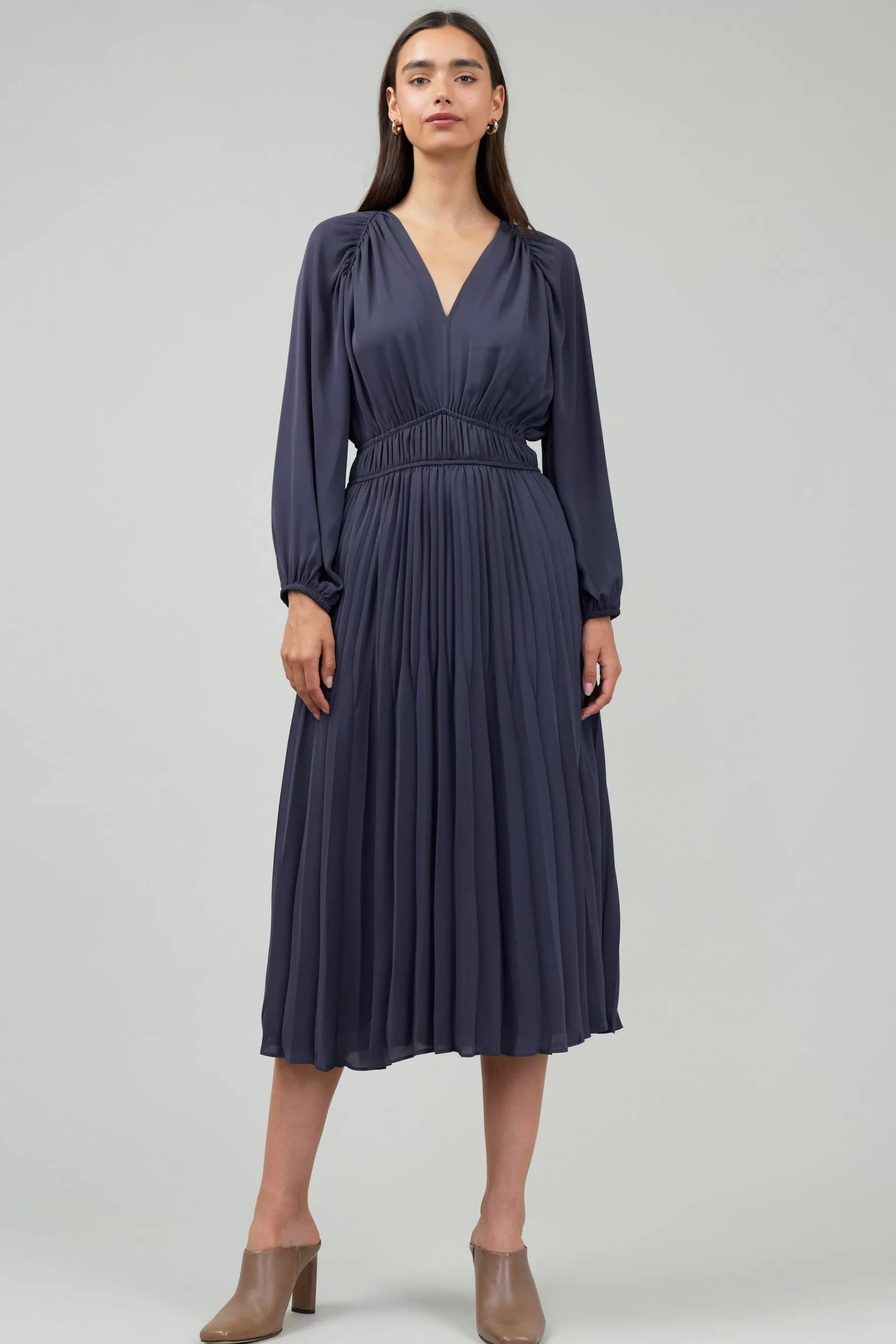 Current Air Midi Dresses>Smocked Vneck Midi Dress DARKSLATENAVY