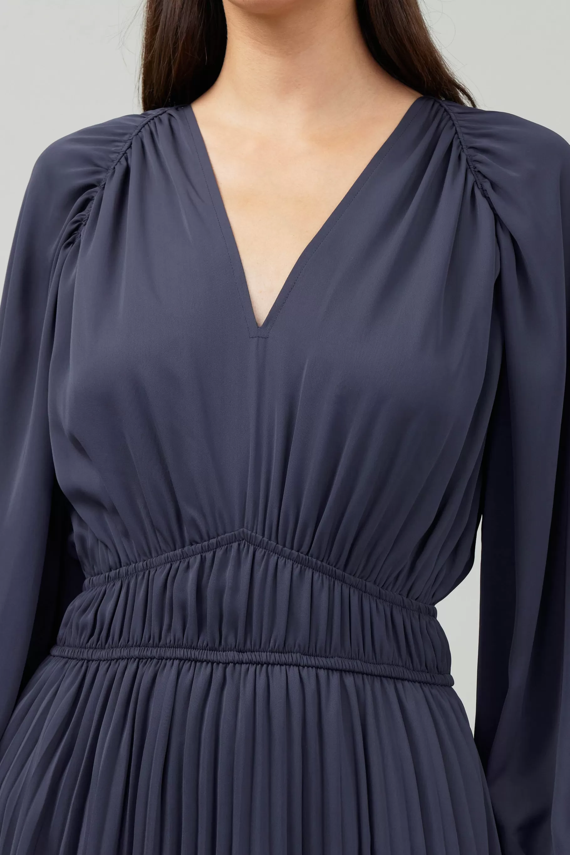 Current Air Midi Dresses>Smocked Vneck Midi Dress DARKSLATENAVY