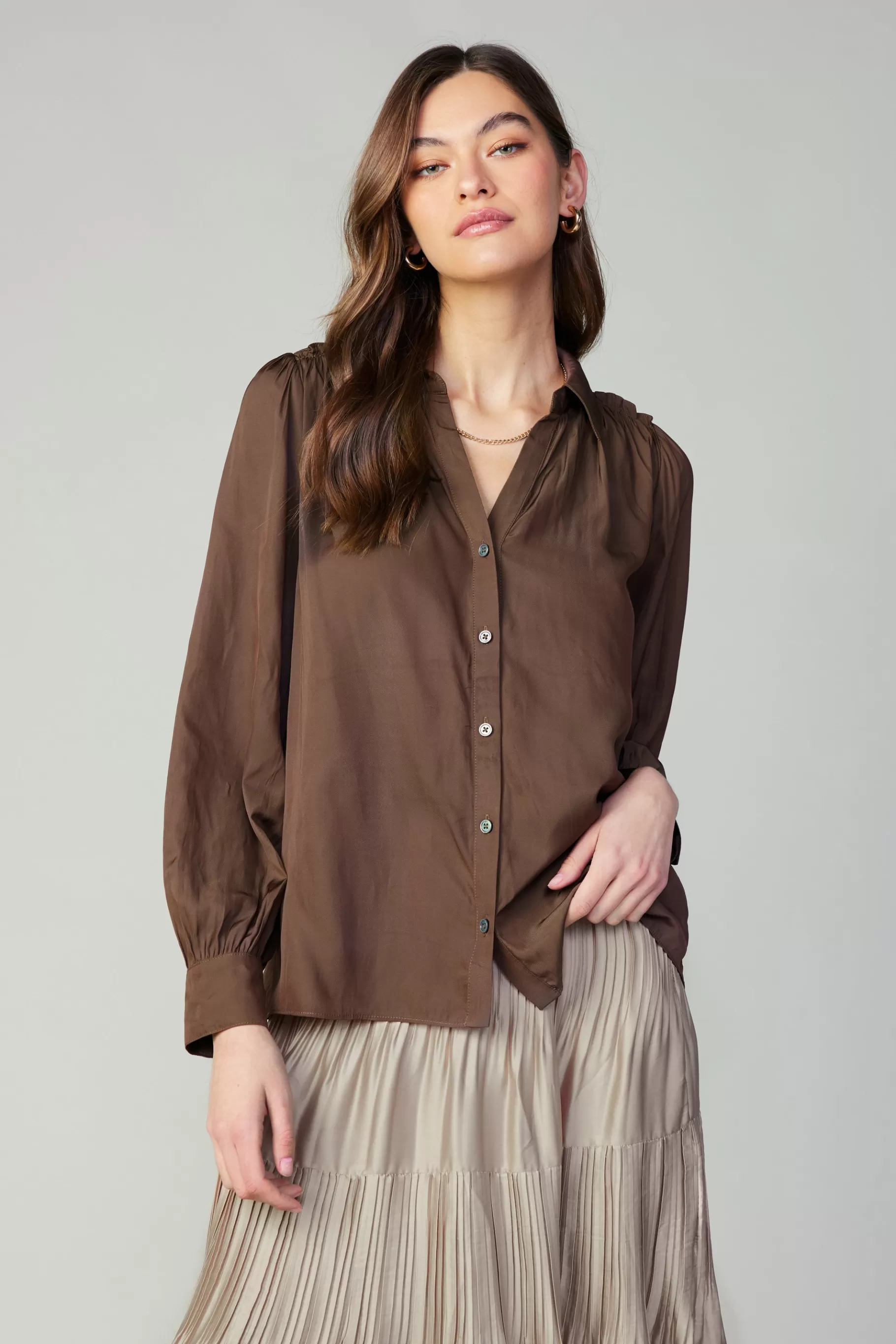 Current Air Long Sleeve Tops>Split Neck Buttoned Shirt COCOA