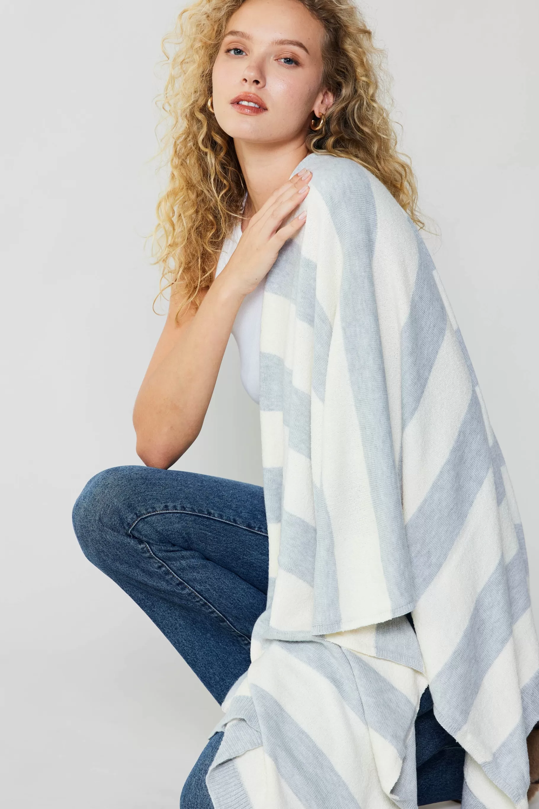 Current Air Accessories>Striped Textured Throw Blanket IVORY
