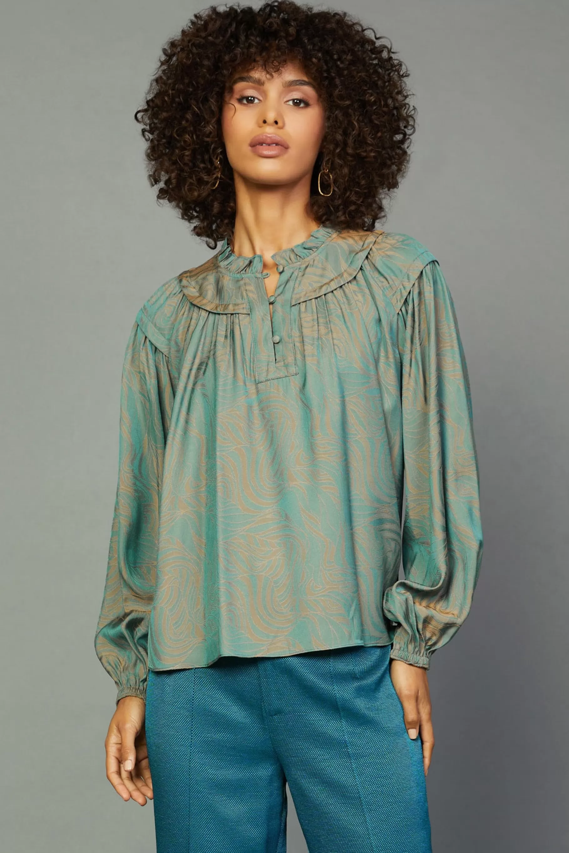 Current Air Long Sleeve Tops>Swirl Motif Blouse TEAL-ORANGE