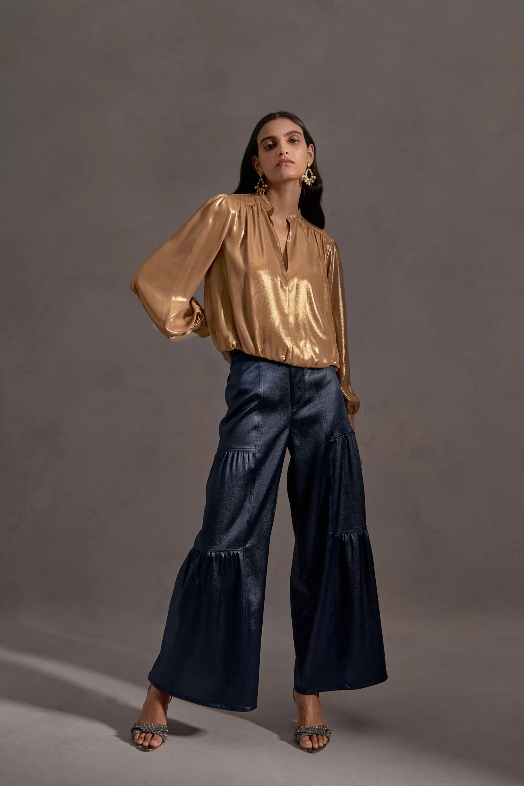 Current Air Pants>Tiered Wide Leg Pants NAVY